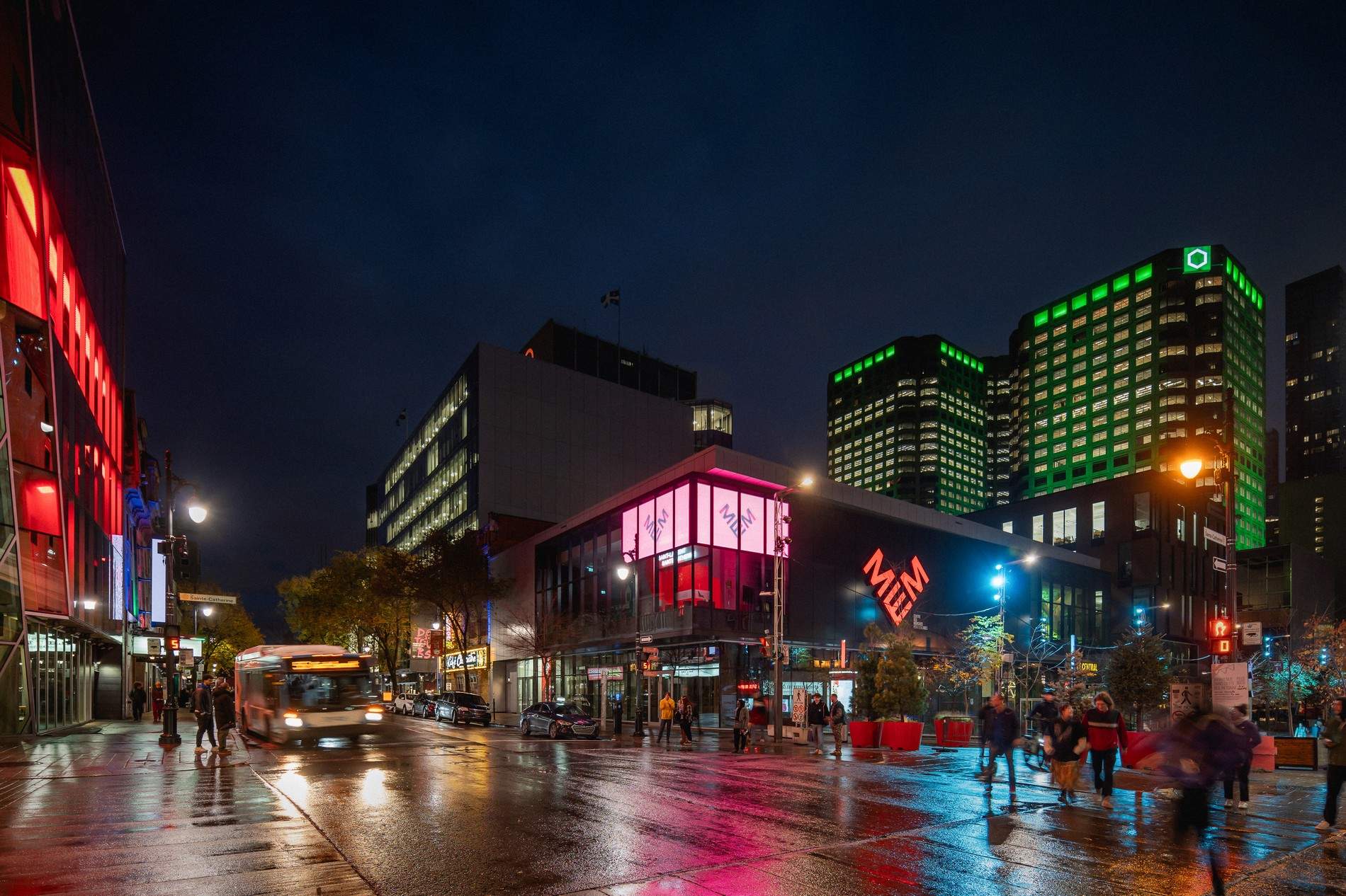 MEM – 蒙特利尔记忆中心 / GSM Project