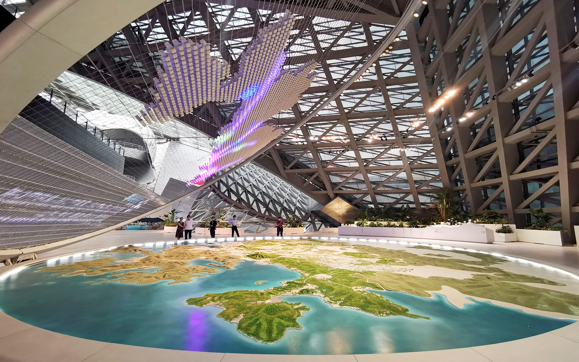 深圳市当代艺术与城市规划展览馆 / 蓝天组Coop Himmelb(l)au、ATELIER BRÜCKNER GMBH