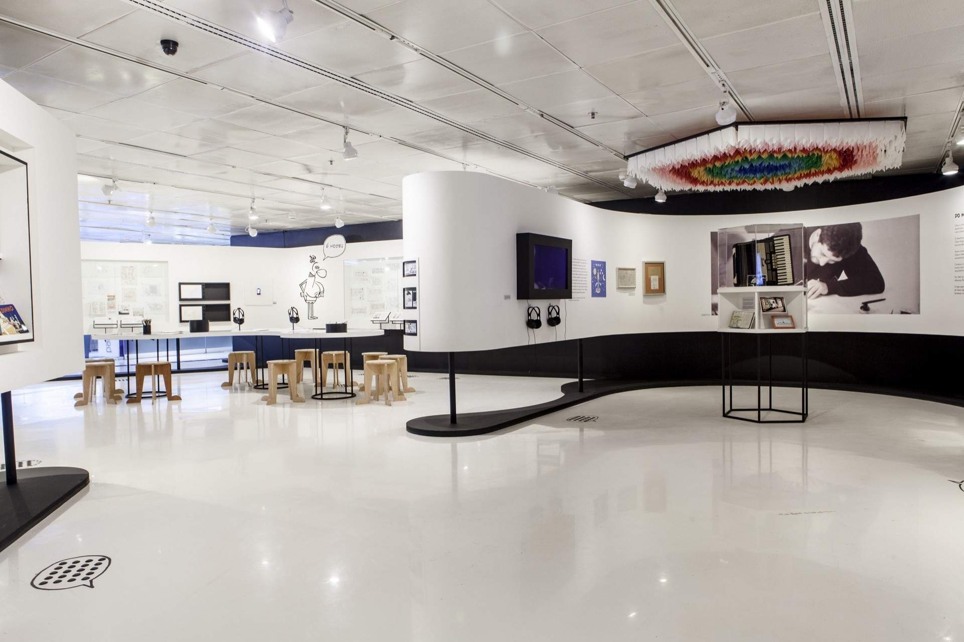 “Ocupação Glauco”漫画艺术展，巴西 / Theresa Faria