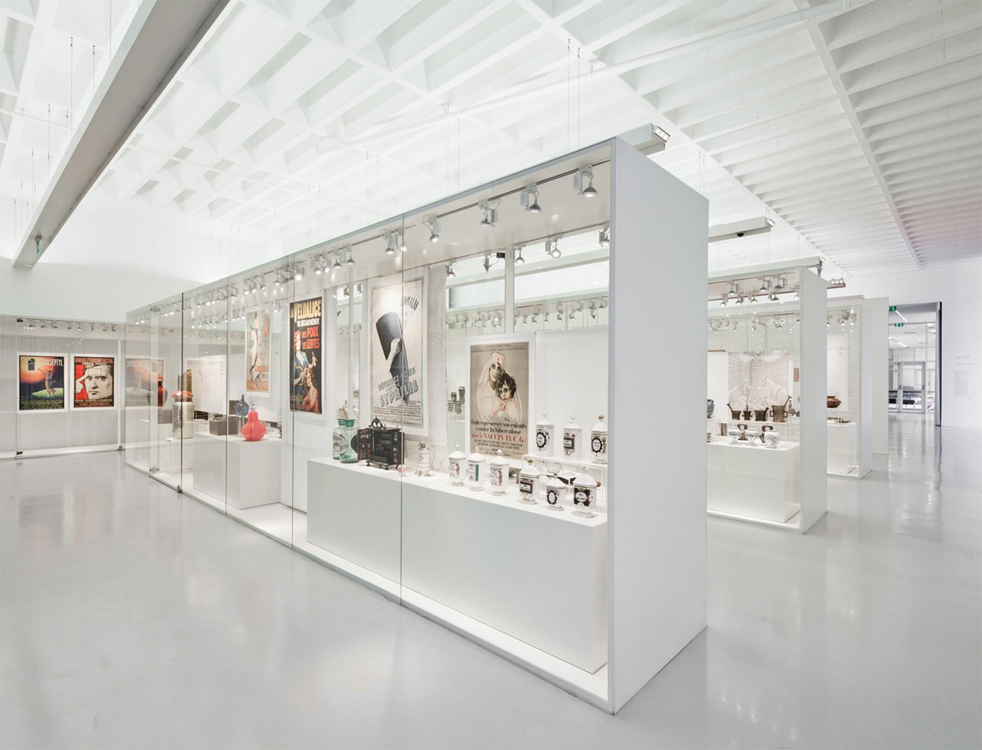 葡萄牙波尔图药学博物馆 / P 06 studio, Site Specific Arquitectura