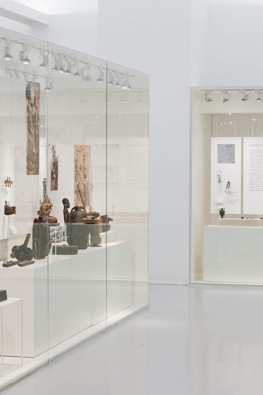 葡萄牙波尔图药学博物馆 / P 06 studio, Site Specific Arquitectura