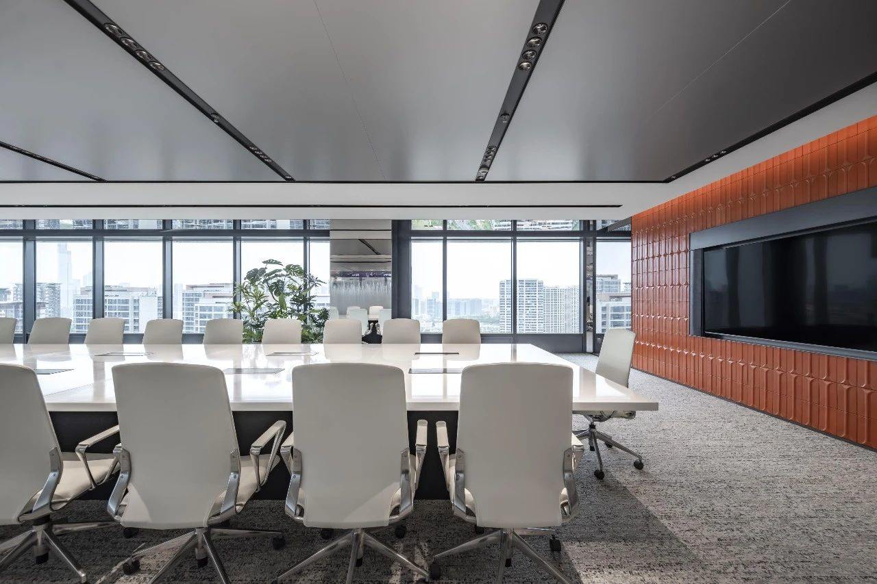 打破传统的四维场景重构：南京华润置地青年展厅室内设计 / 德国HPP建筑事务所