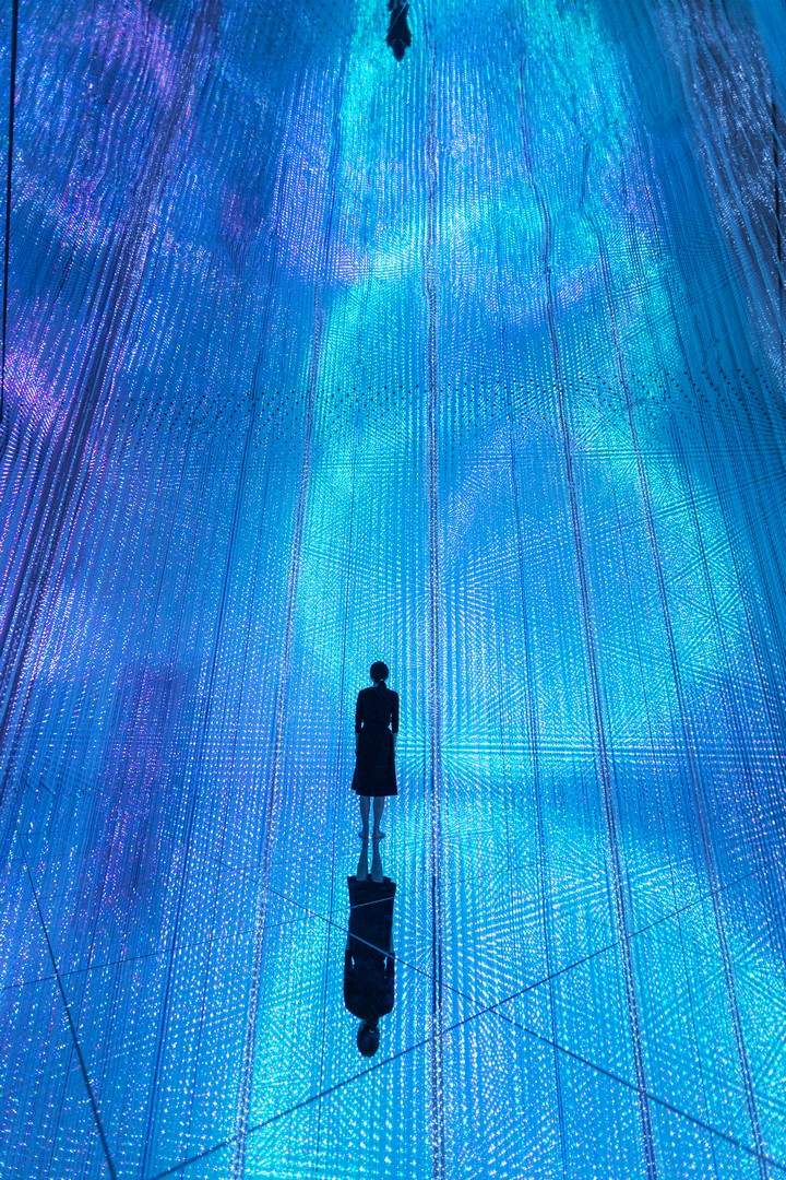 无穷无尽的水晶宇宙 / 澳门teamLab★超自然空间