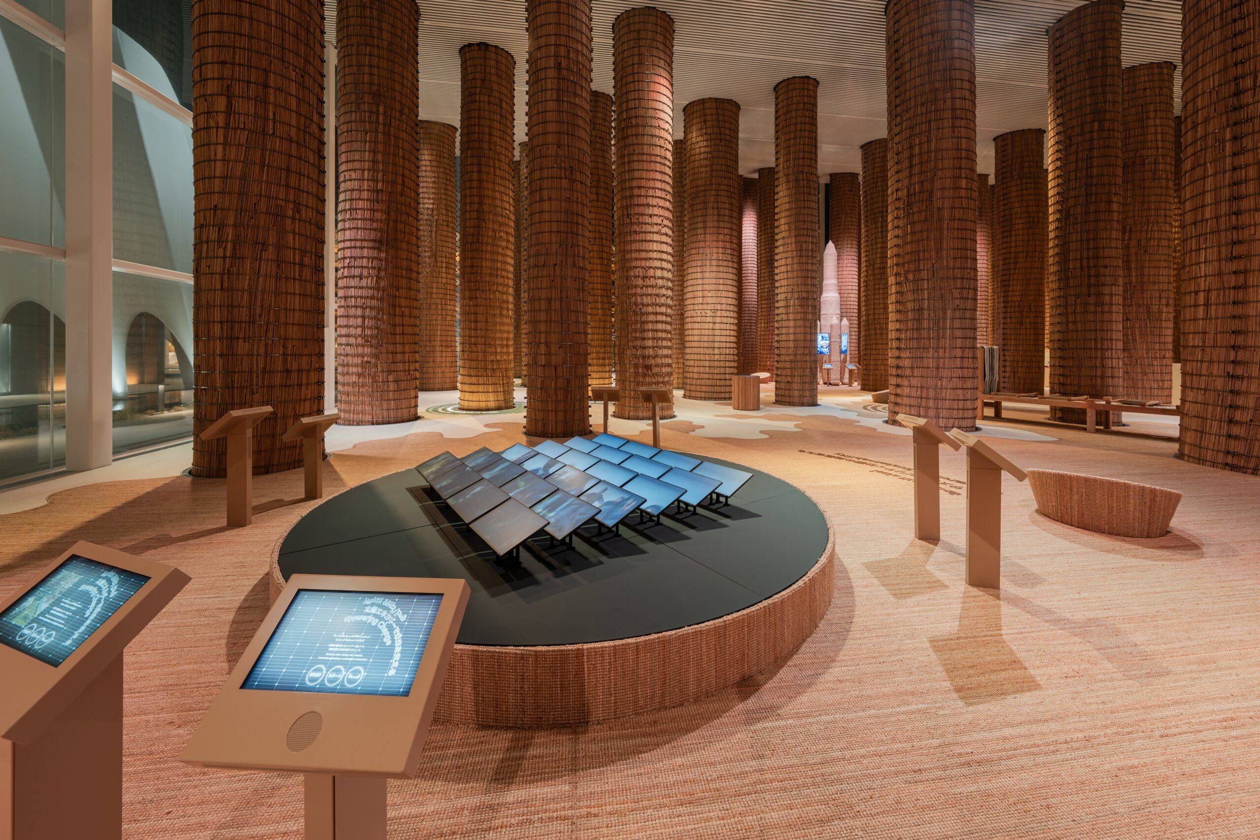 ATELIER BRÜCKNER × 四大极具影响力作品｜叙事与空间设计的极致融合