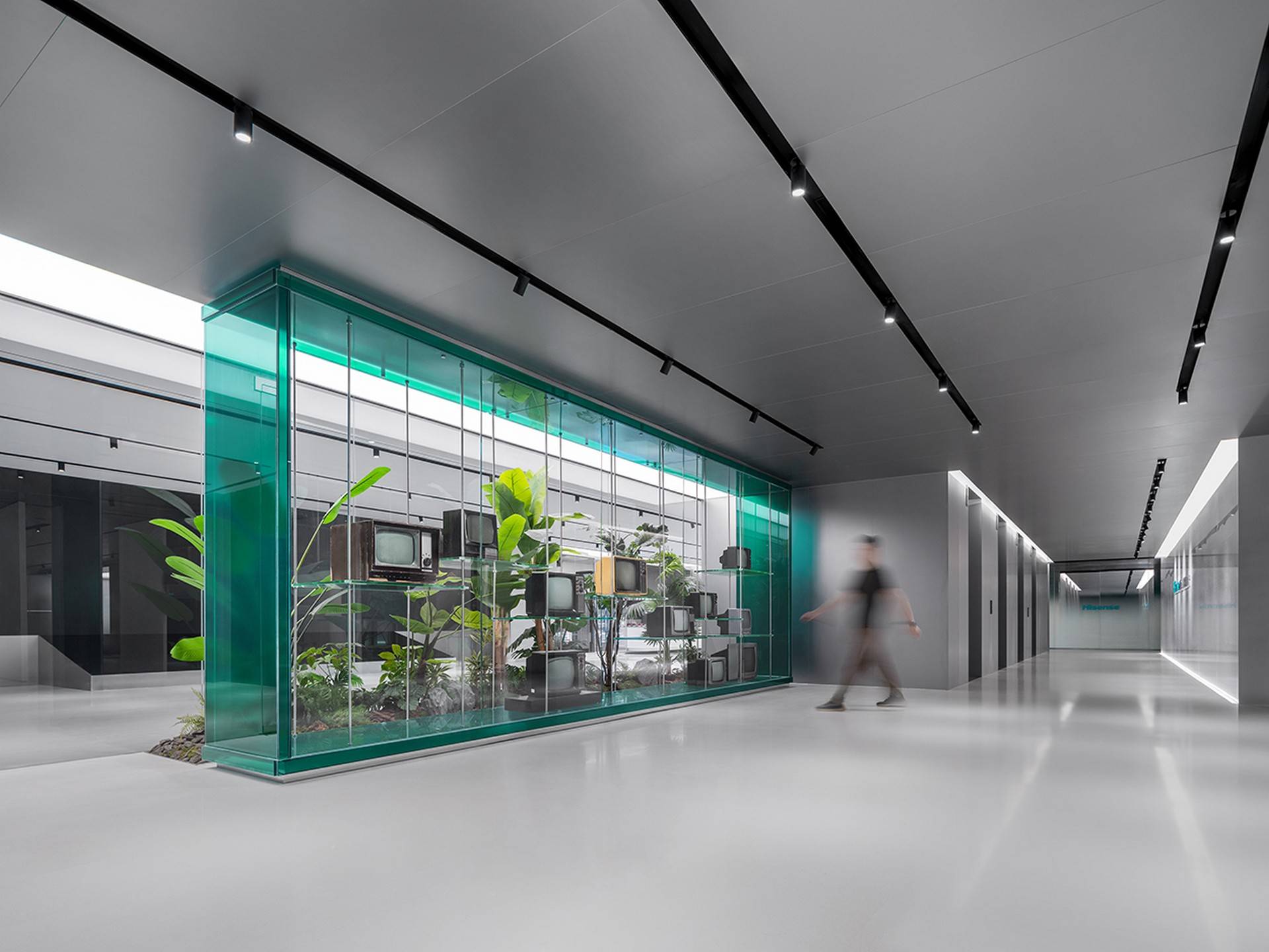 青岛海信集团总部展厅 / MOC DESIGN