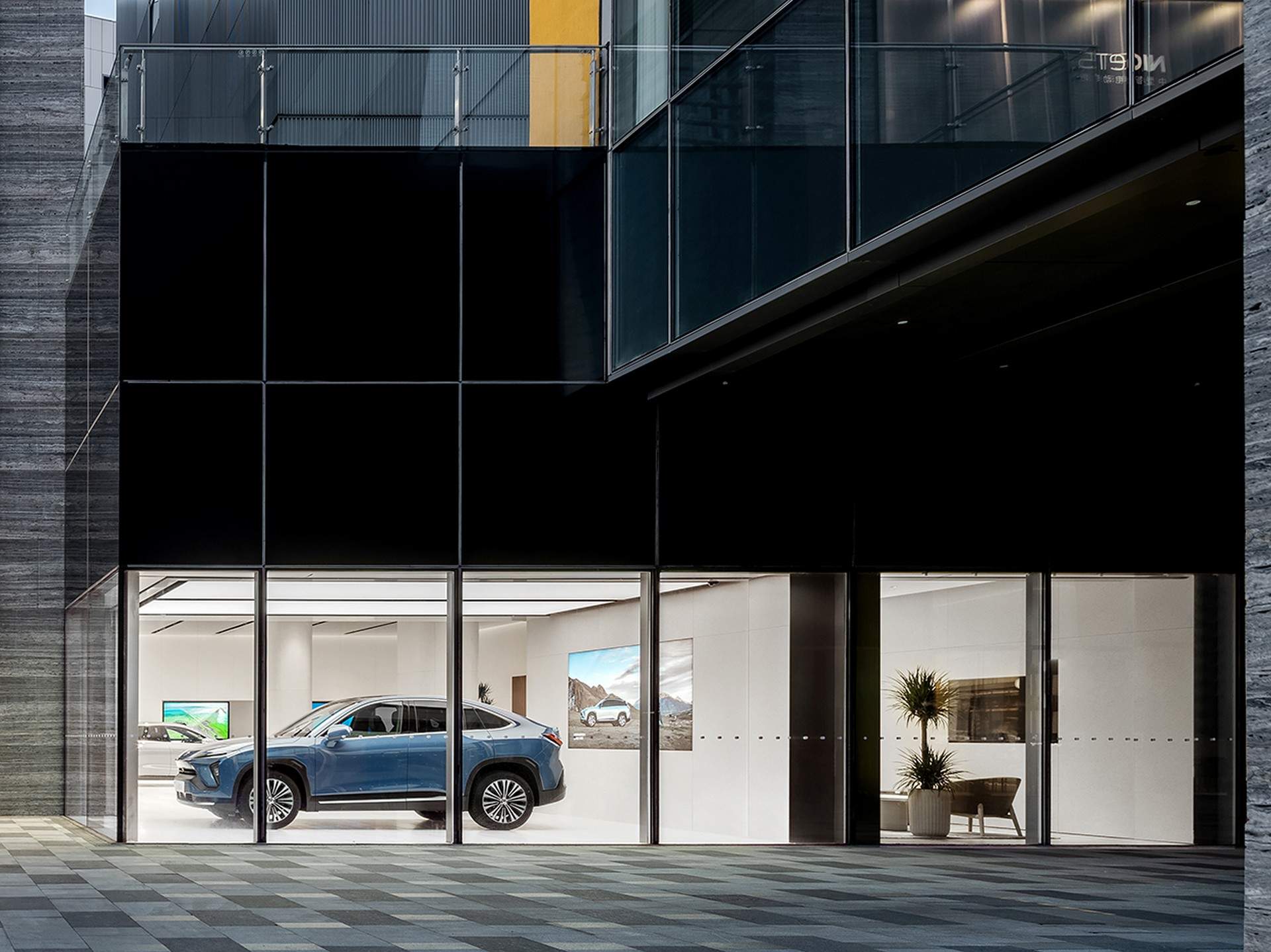 NIO HOUSE 深圳蔚来中心深业上城店 / MOC DESIGN