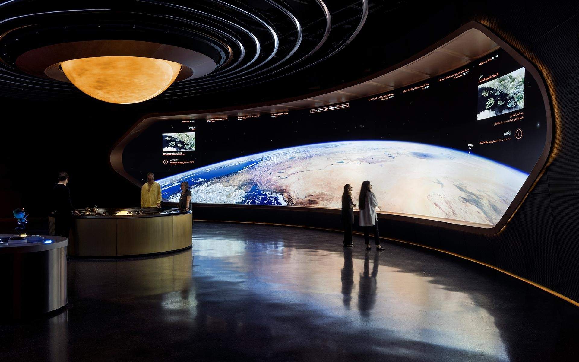 ATELIER BRÜCKNER × 四大极具影响力作品｜叙事与空间设计的极致融合