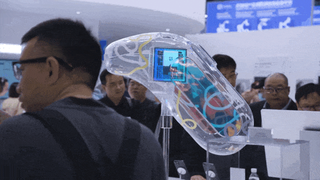 联影集团 - AI时代的未来医学影像展台 / E Studio 壹所设计工作室