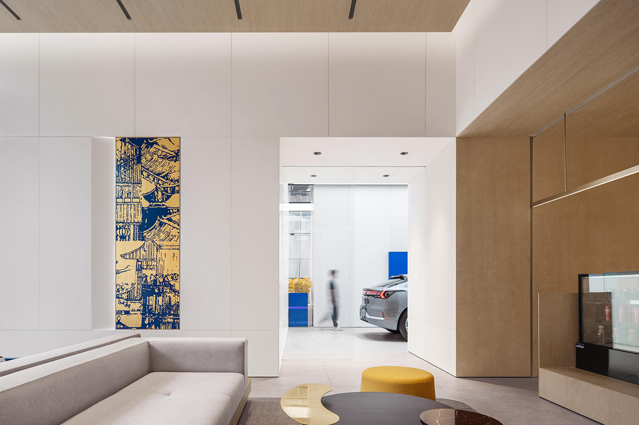 ZEEKR极氪中心·西安南湖金座店 - 在现代空间中体现古城魅力 / MOC DESIGN