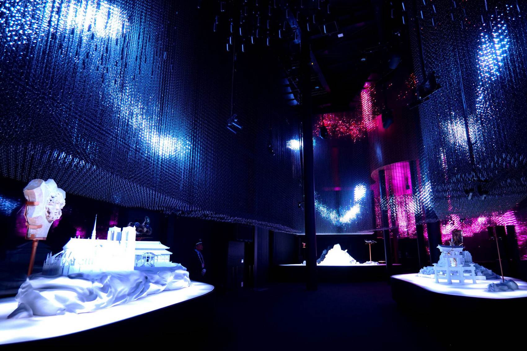 脉动——大阪世博会法国馆的沉浸式参观体验 / GSM Project, Justine Emard