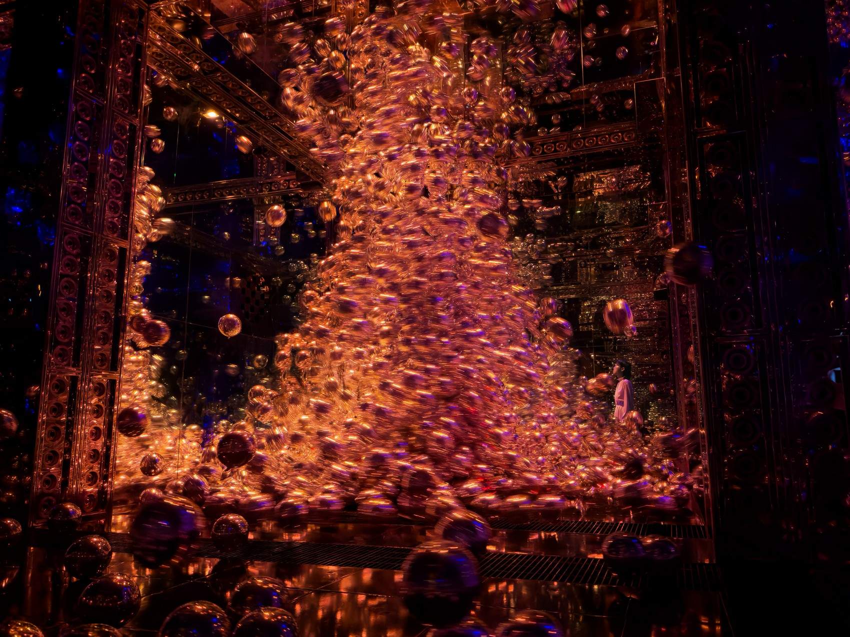 形宗流影Morphing Continuum / 阿布扎比teamLab★Phenomena