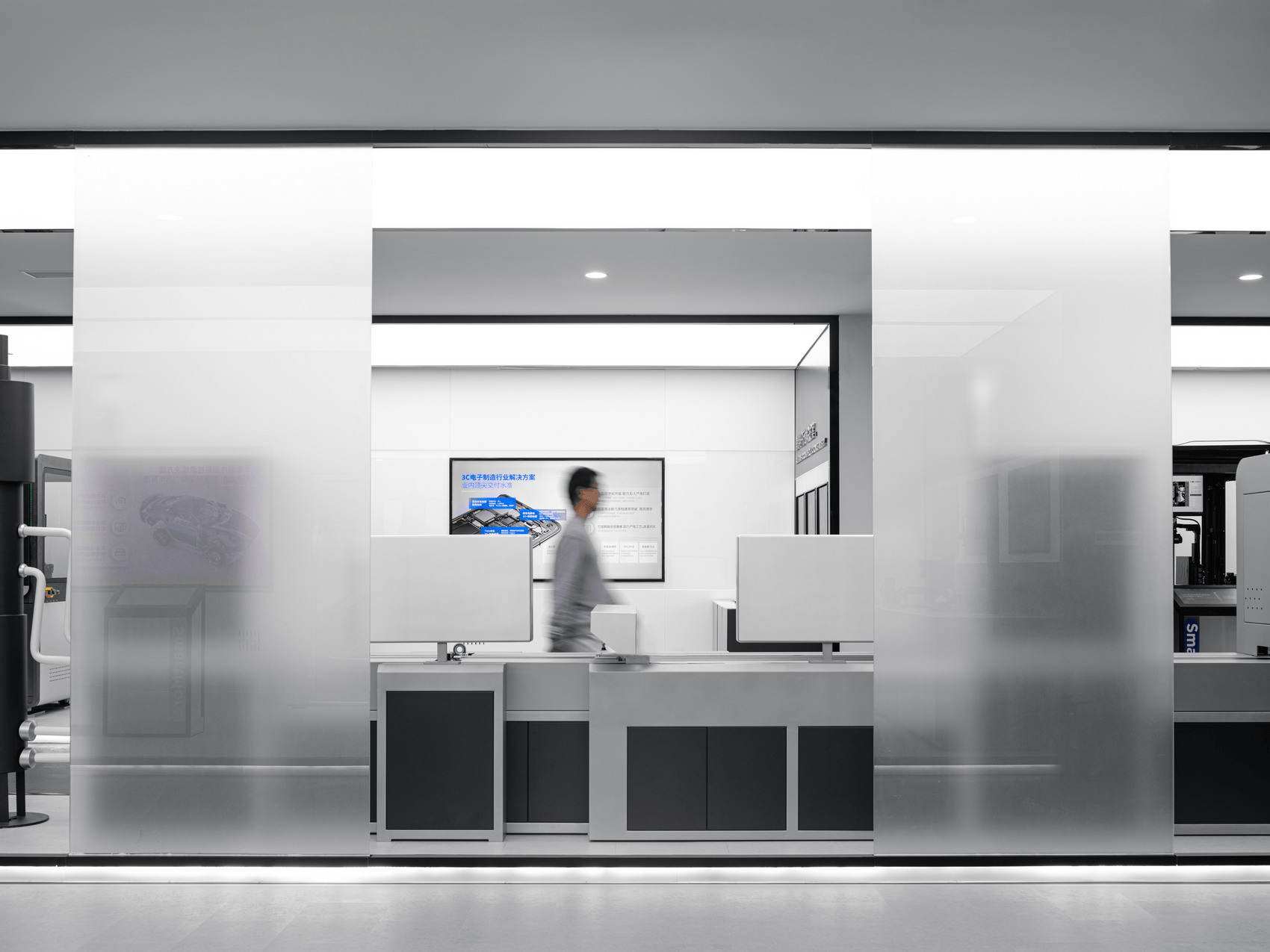 深圳，Smart More 思谋科技智慧展厅 / inDare格外空间, FORMS方世