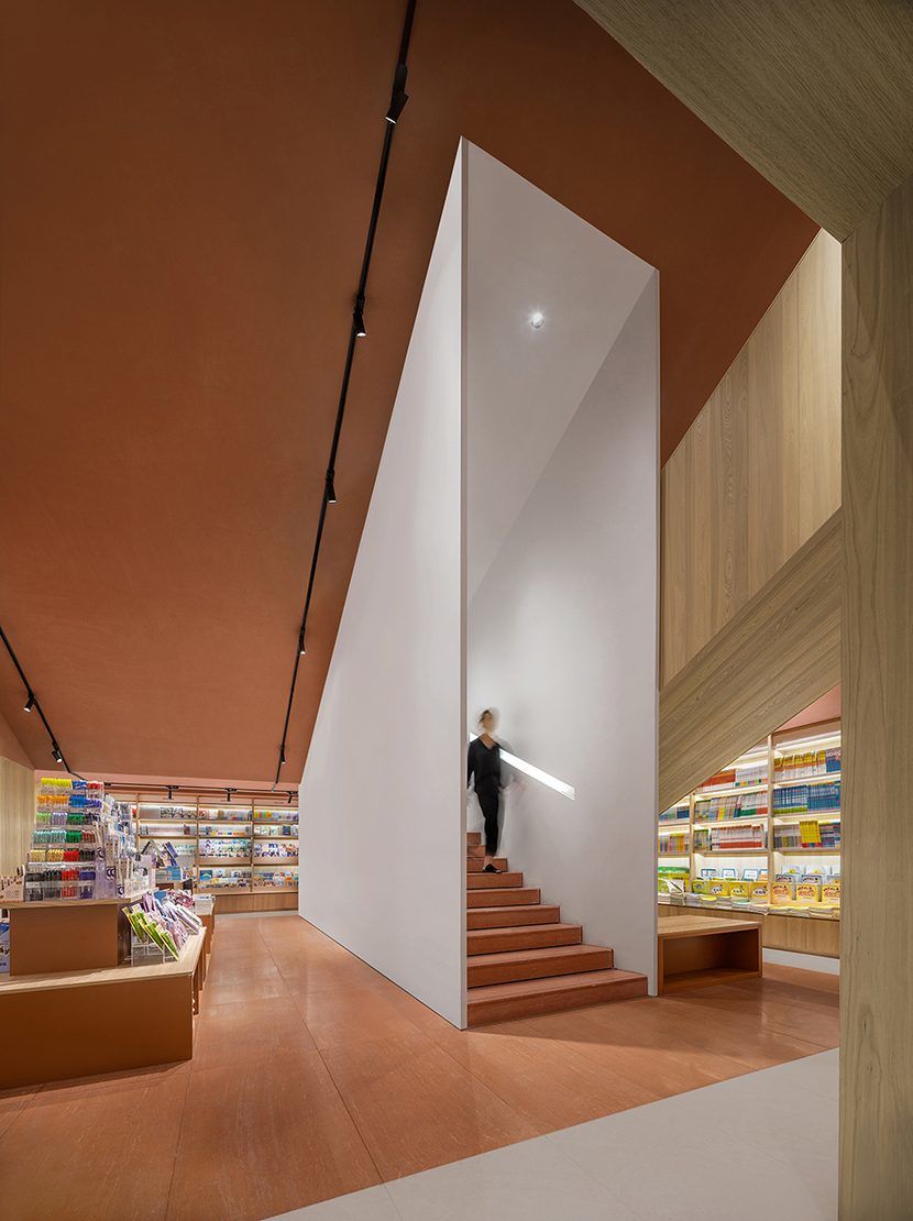 覔书店“以公共剧场为引，构筑文化型共享社区”，广州黄埔大悦汇店 / MOC DESIGN