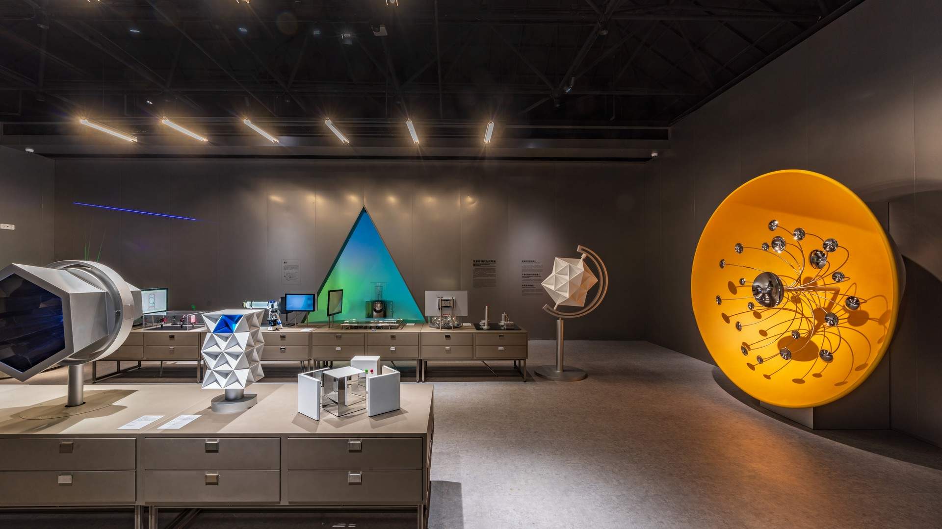 科学与艺术的交织 - 合肥现代科技馆 / VAVESTUDIO