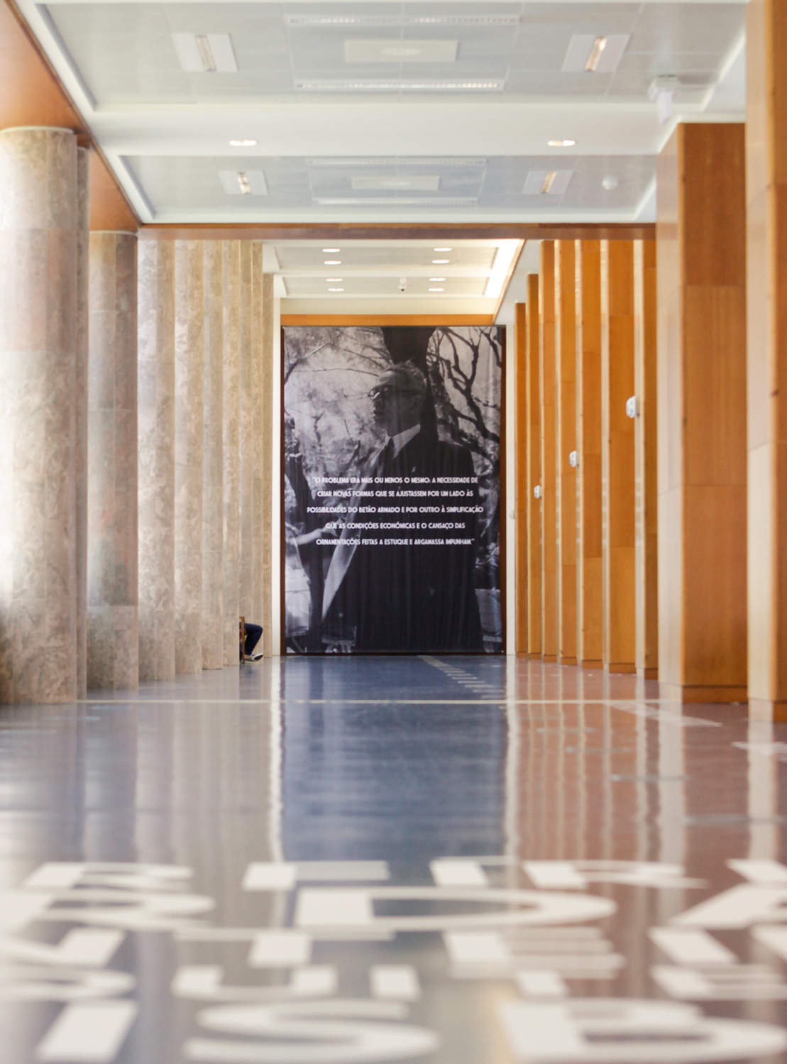 里斯本周活动中的临时展览“Porfírio Pardal Monteiro – 里斯本建筑师”项目 / P06 studio