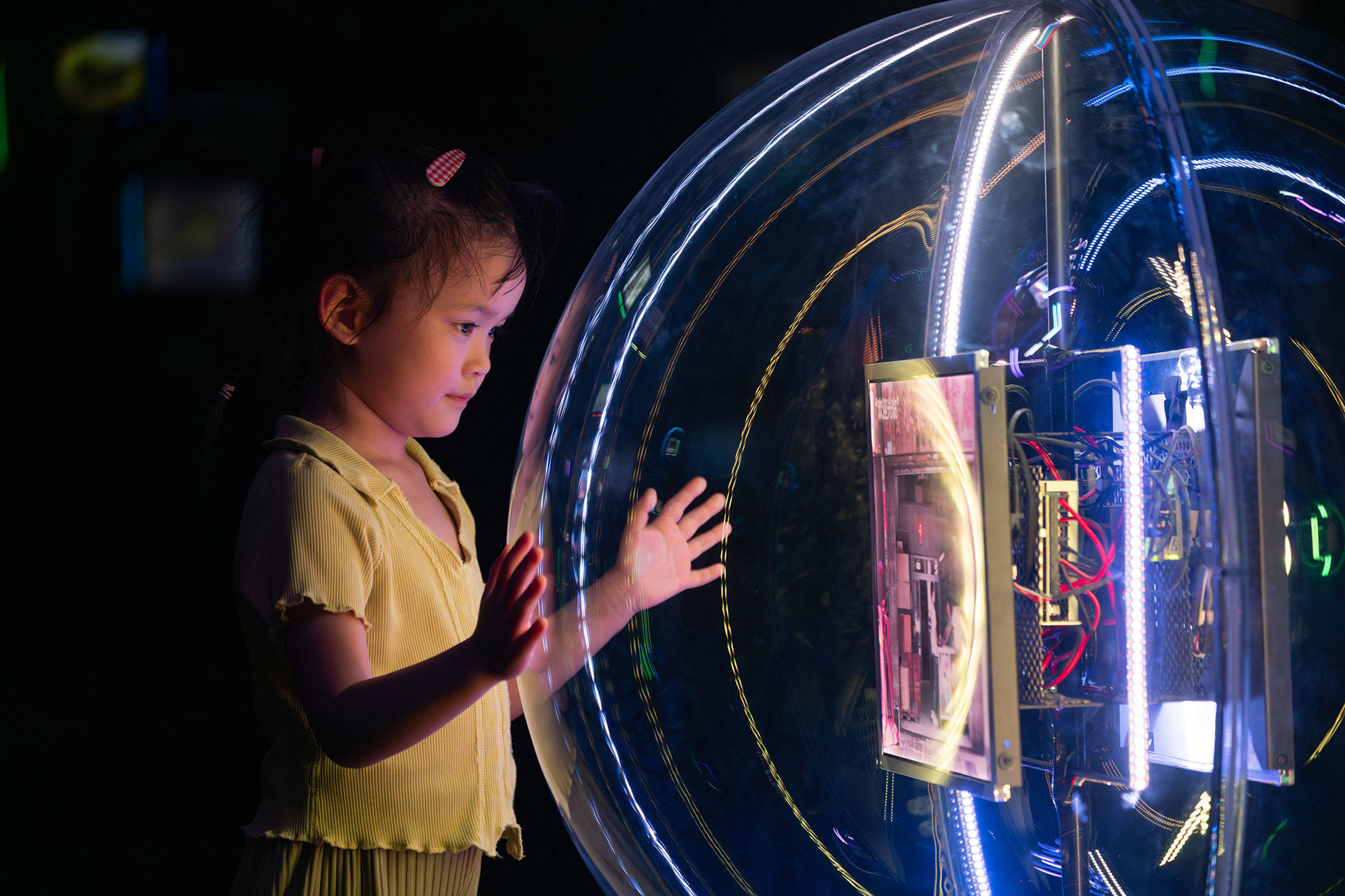 超级分镜——深圳文化多样性主题策展季 / 直径叙事设计