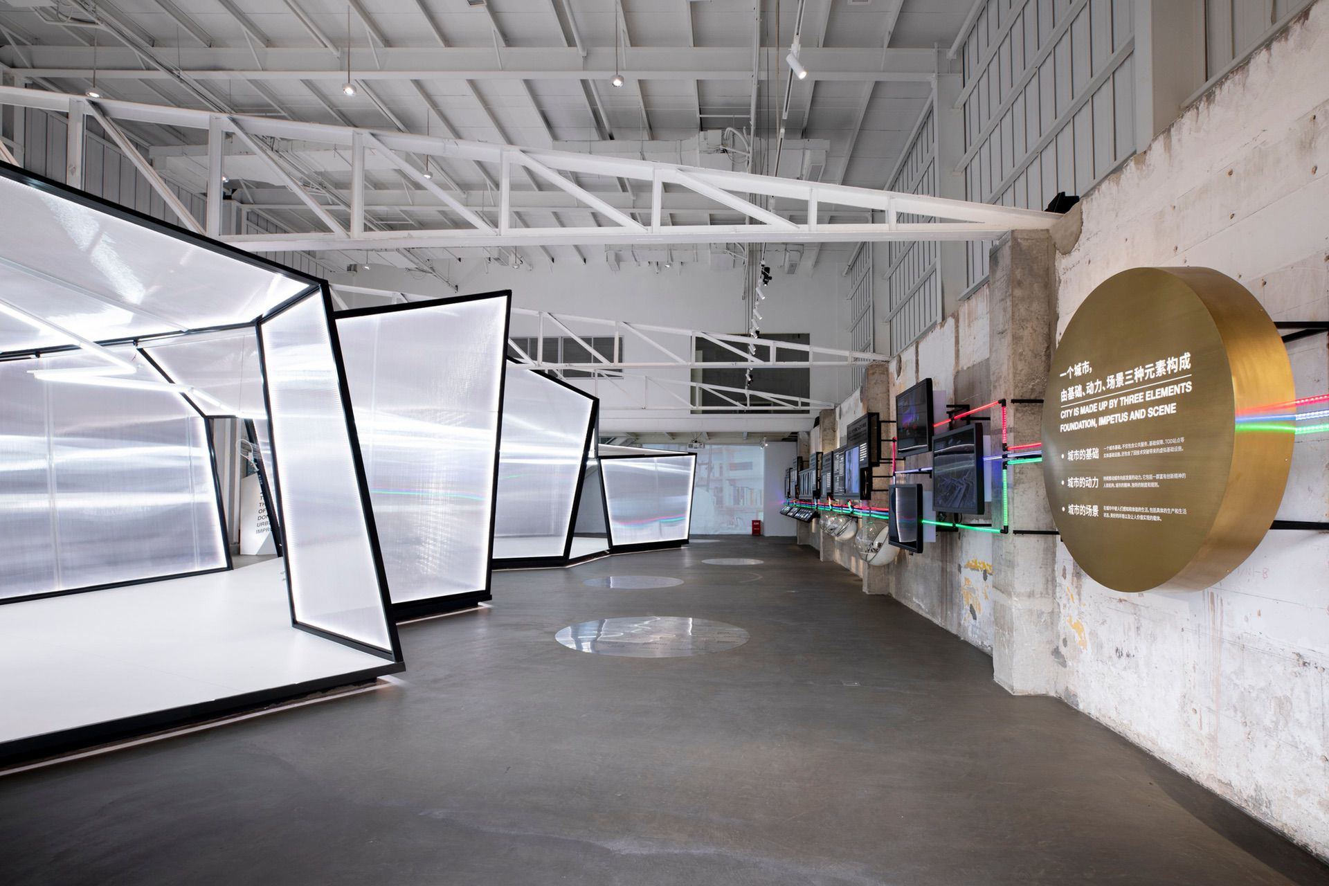 东莞，万科龙湾创想社—1835城市展厅 / 直径叙事设计