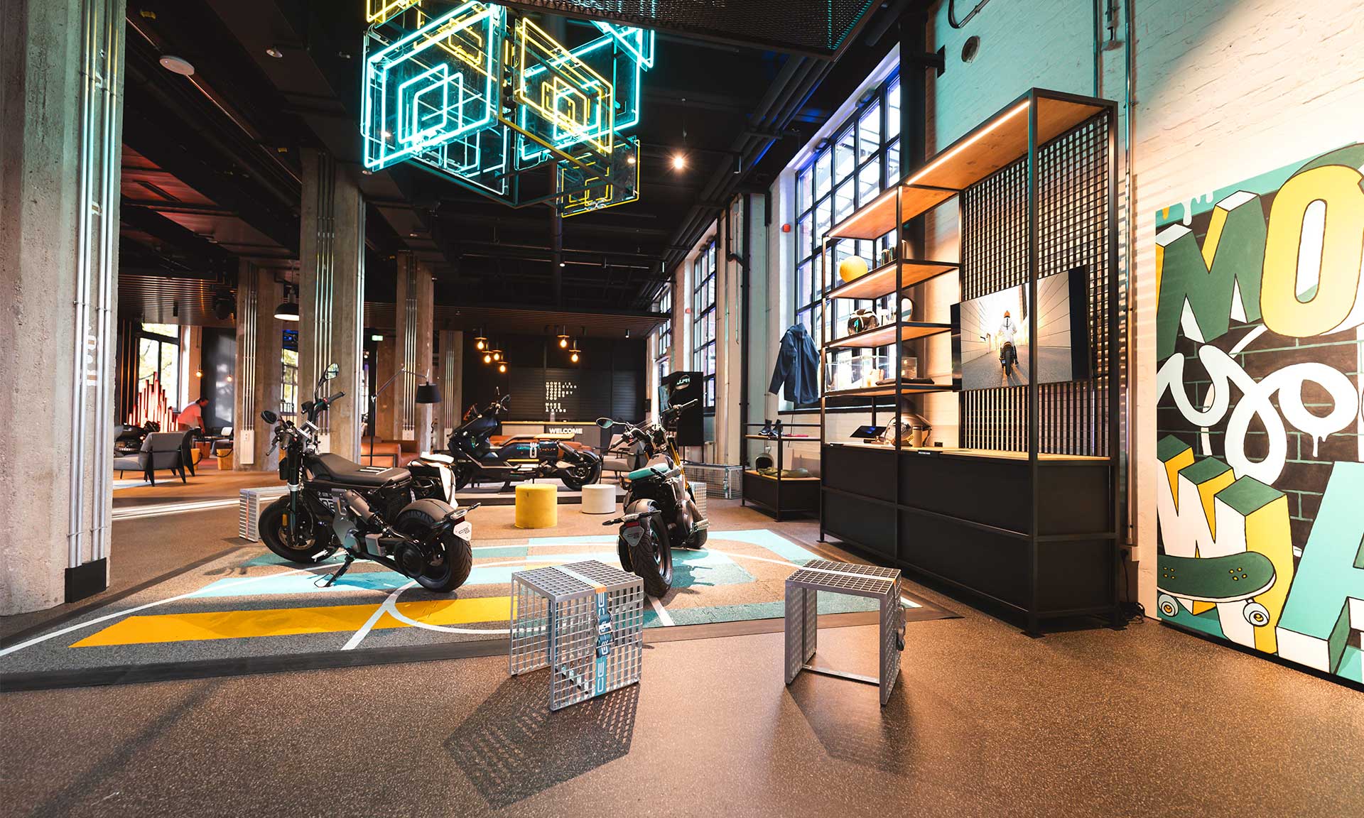 柏林，宝马摩托车世界（BMW Motorrad Welt）摩托车展