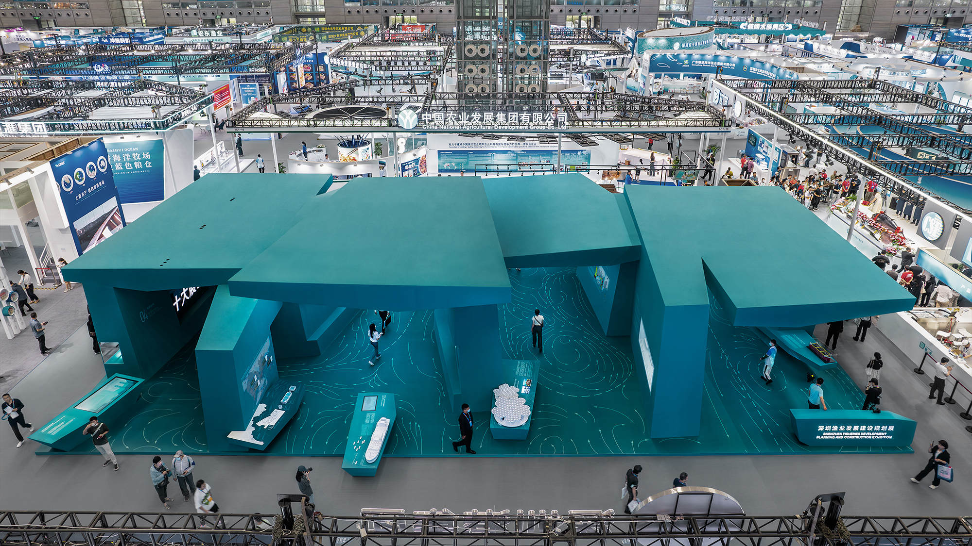 百舸争流，深圳渔博会“渔业发展建设规划展”策展及展览设计 / Pills Architects