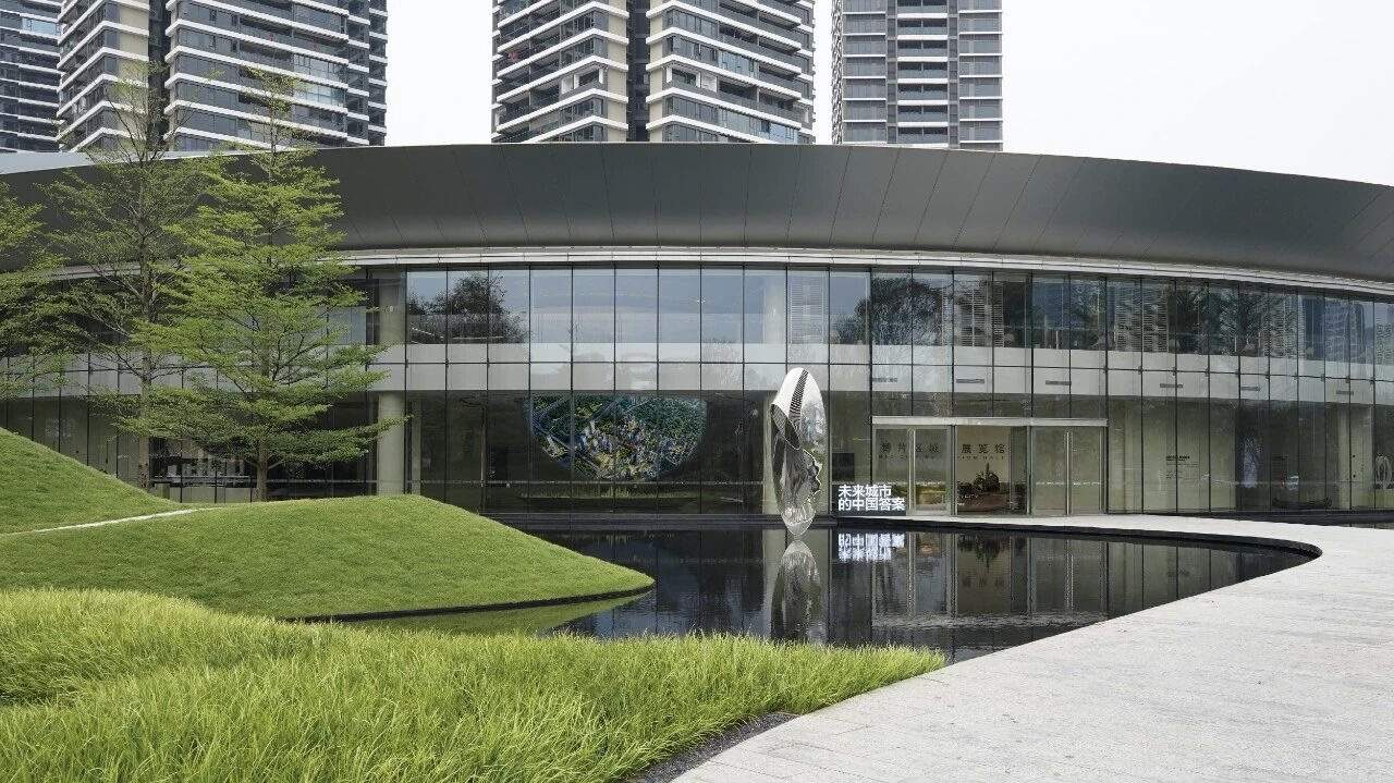 广州，万博之眼：万博片区城市展览馆改造设计 / Pills Architects