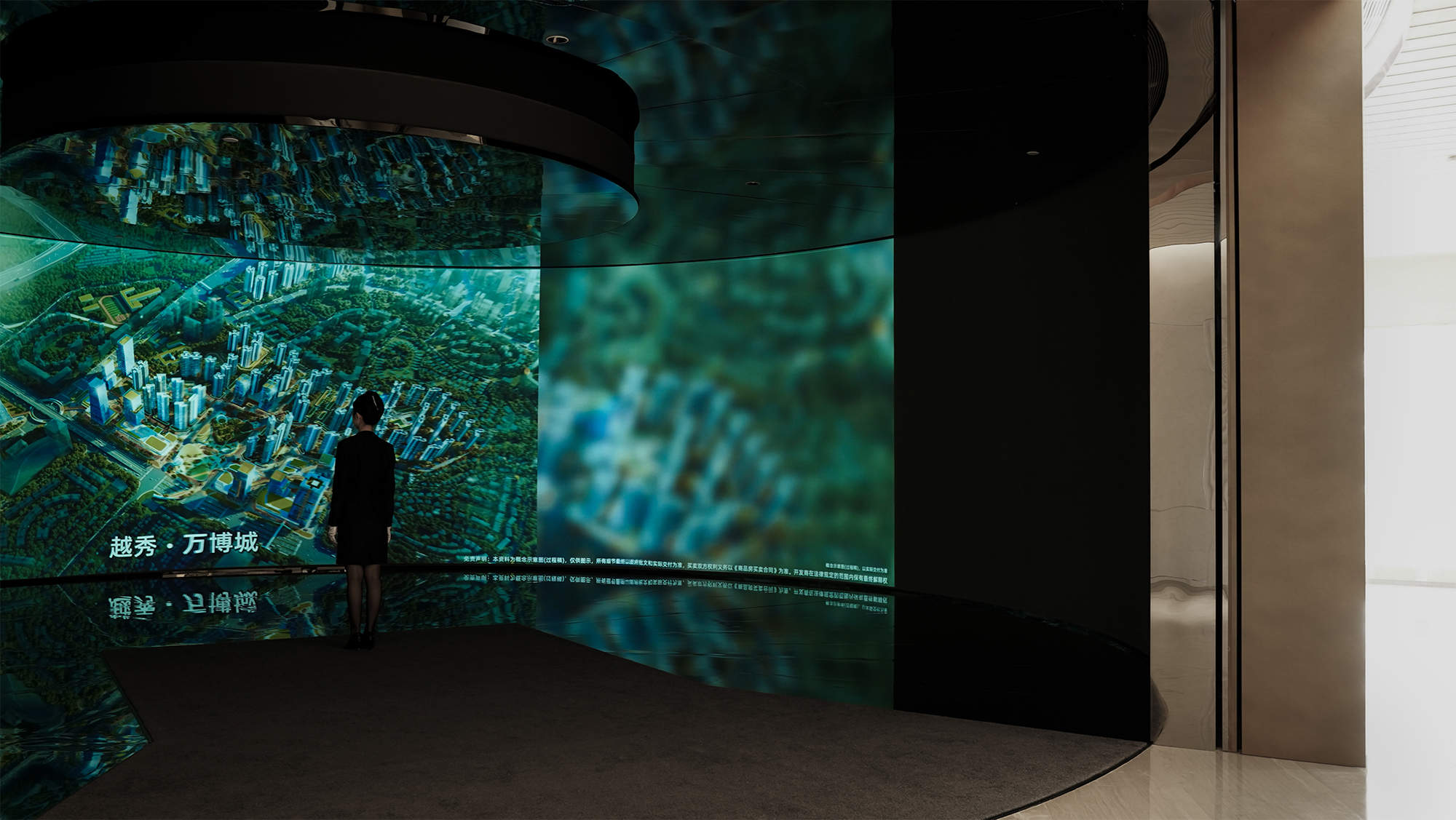 广州，万博之眼：万博片区城市展览馆改造设计 / Pills Architects