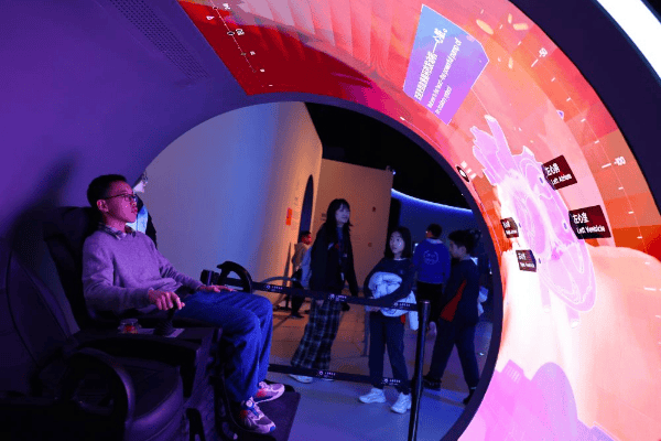 深圳市当代艺术与城市规划展览馆 / 蓝天组Coop Himmelb(l)au、ATELIER BRÜCKNER GMBH