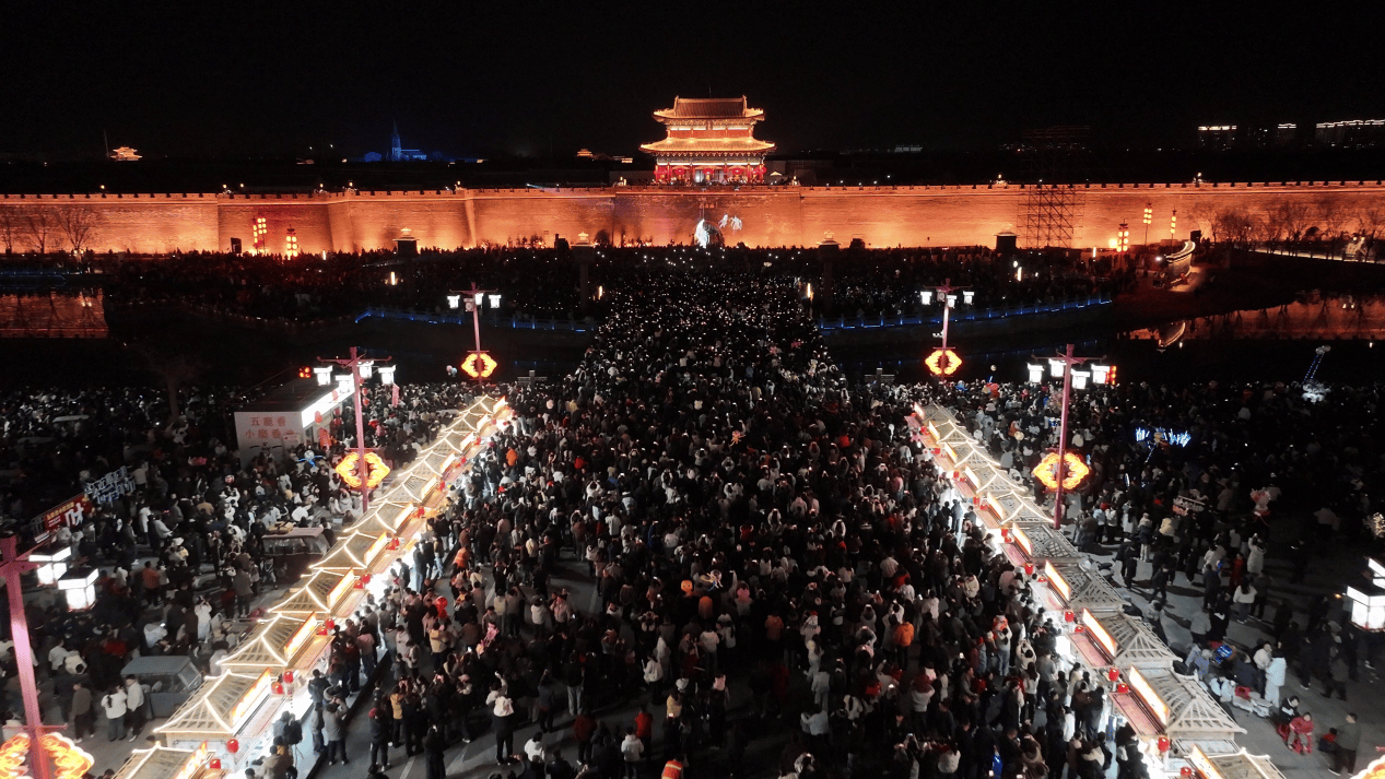 巴西COP30 - 意大利馆“共创未来”主题展多媒体装置艺术 / Dotdotdot