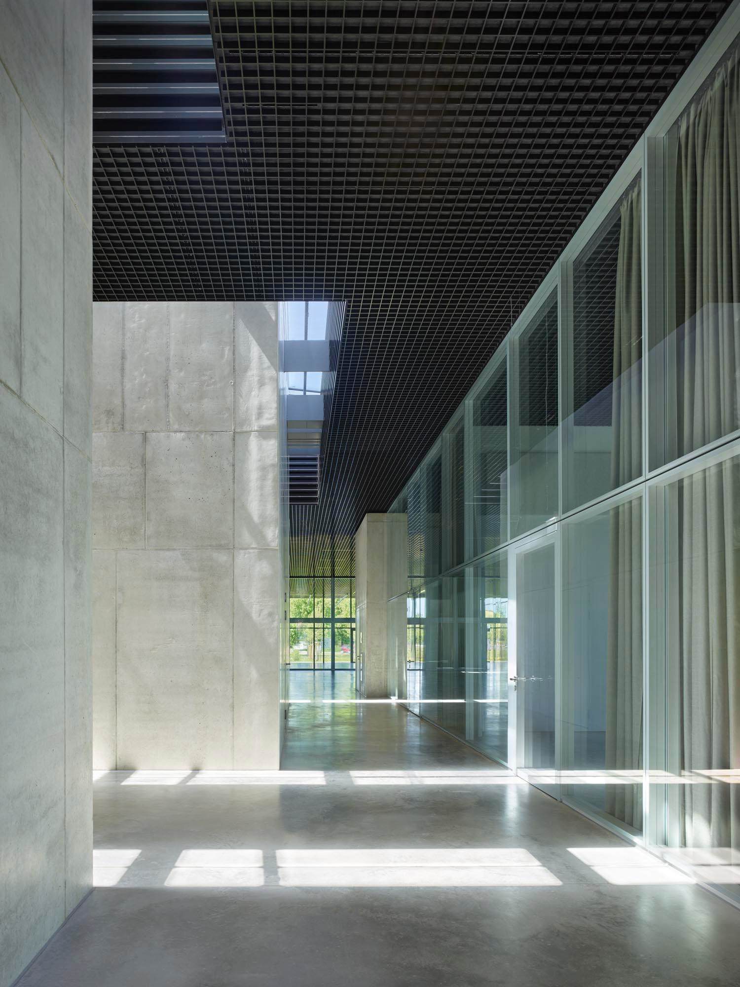 吉博力园区：集学习、建筑与品牌于一体的创新空间 / ATELIER BRÜCKNER