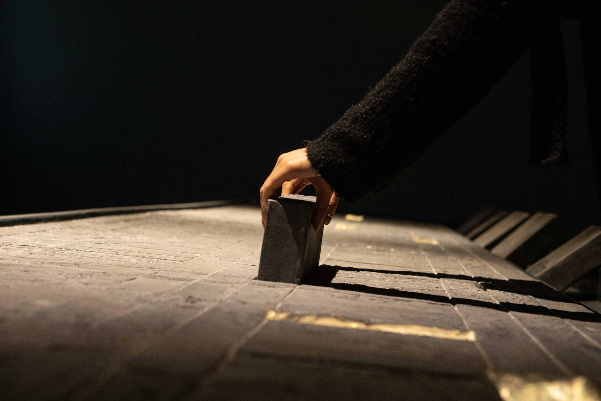 “东方智美”国宝数字体验展 / 某集体ART+TECH、央视纪录、济南华侨城、君看文化、 CCTV《国家宝藏》视觉团队