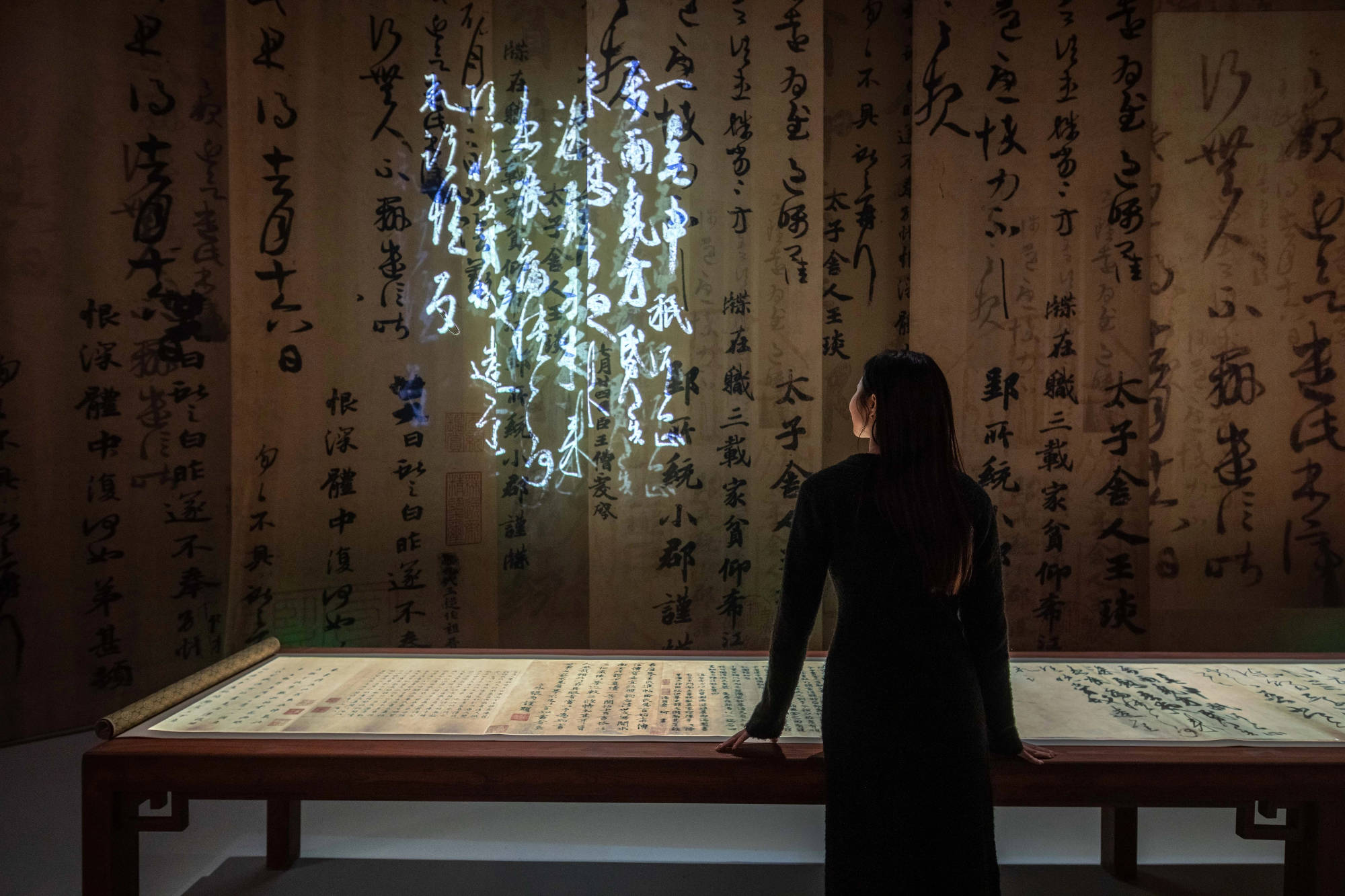 “东方智美”国宝数字体验展 / 某集体ART+TECH、央视纪录、济南华侨城、君看文化、 CCTV《国家宝藏》视觉团队