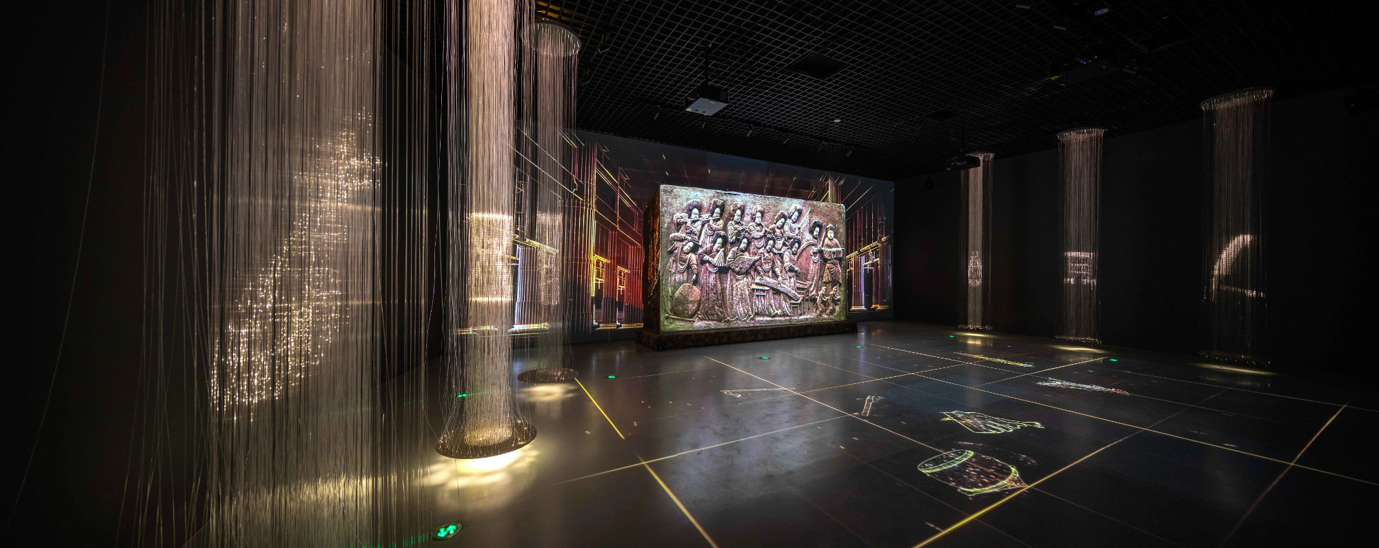 “东方智美”国宝数字体验展 / 某集体ART+TECH、央视纪录、济南华侨城、君看文化、 CCTV《国家宝藏》视觉团队