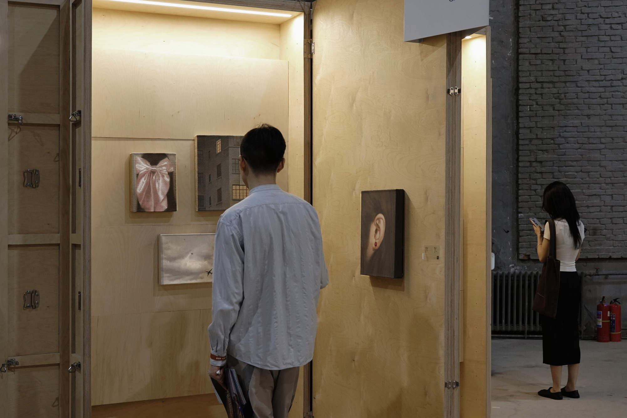 ART021 BEIJING “珍宝阁" 特别展览展柜系统设计 / Pills Architects