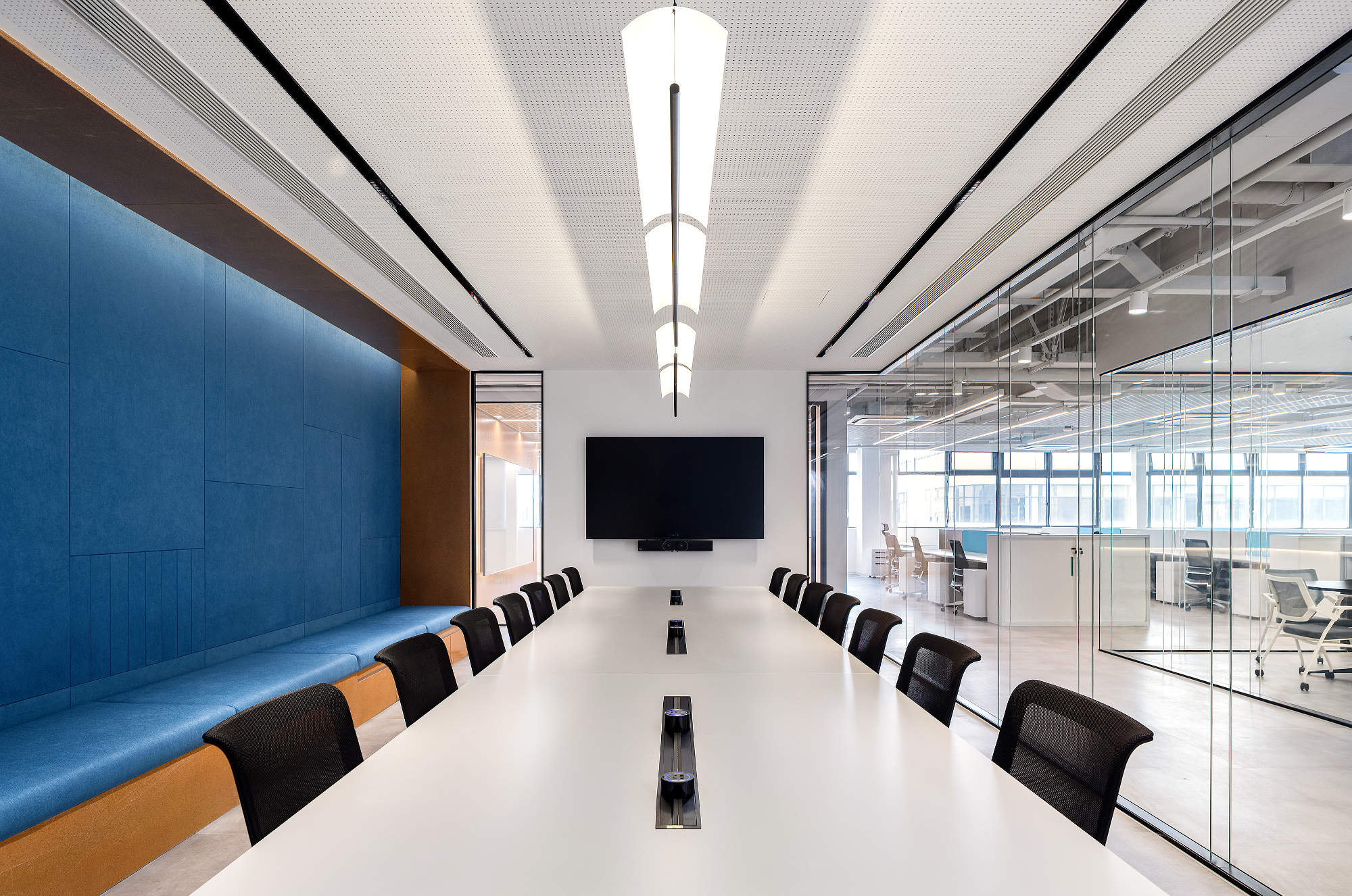 上海，阿特拉斯·科普柯OPC创新中心及办公室 / UNION