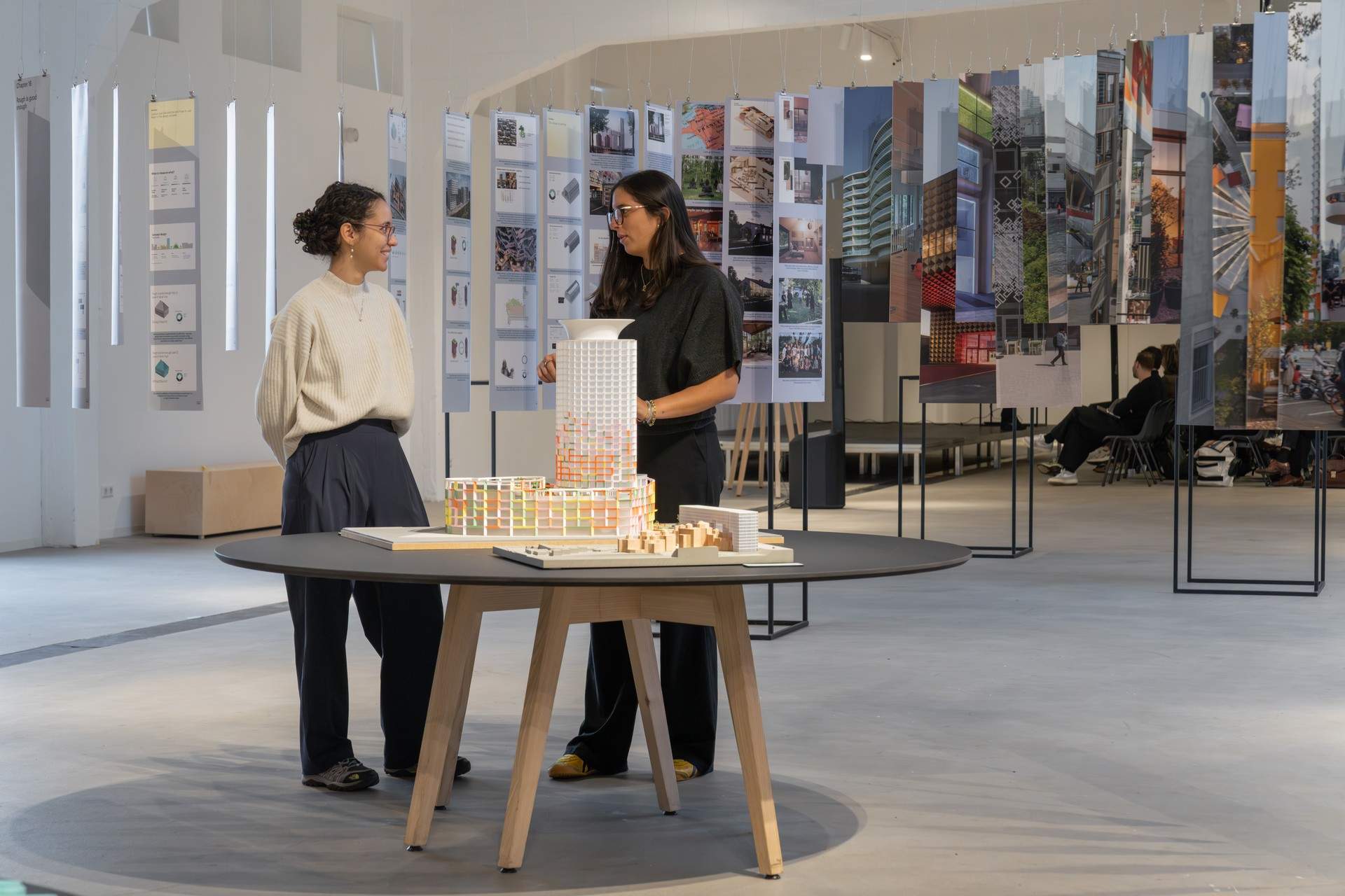 “碳告白展”登陆鹿特丹:全方位揭密可持续建筑的真实世界 / MVRDV事务所