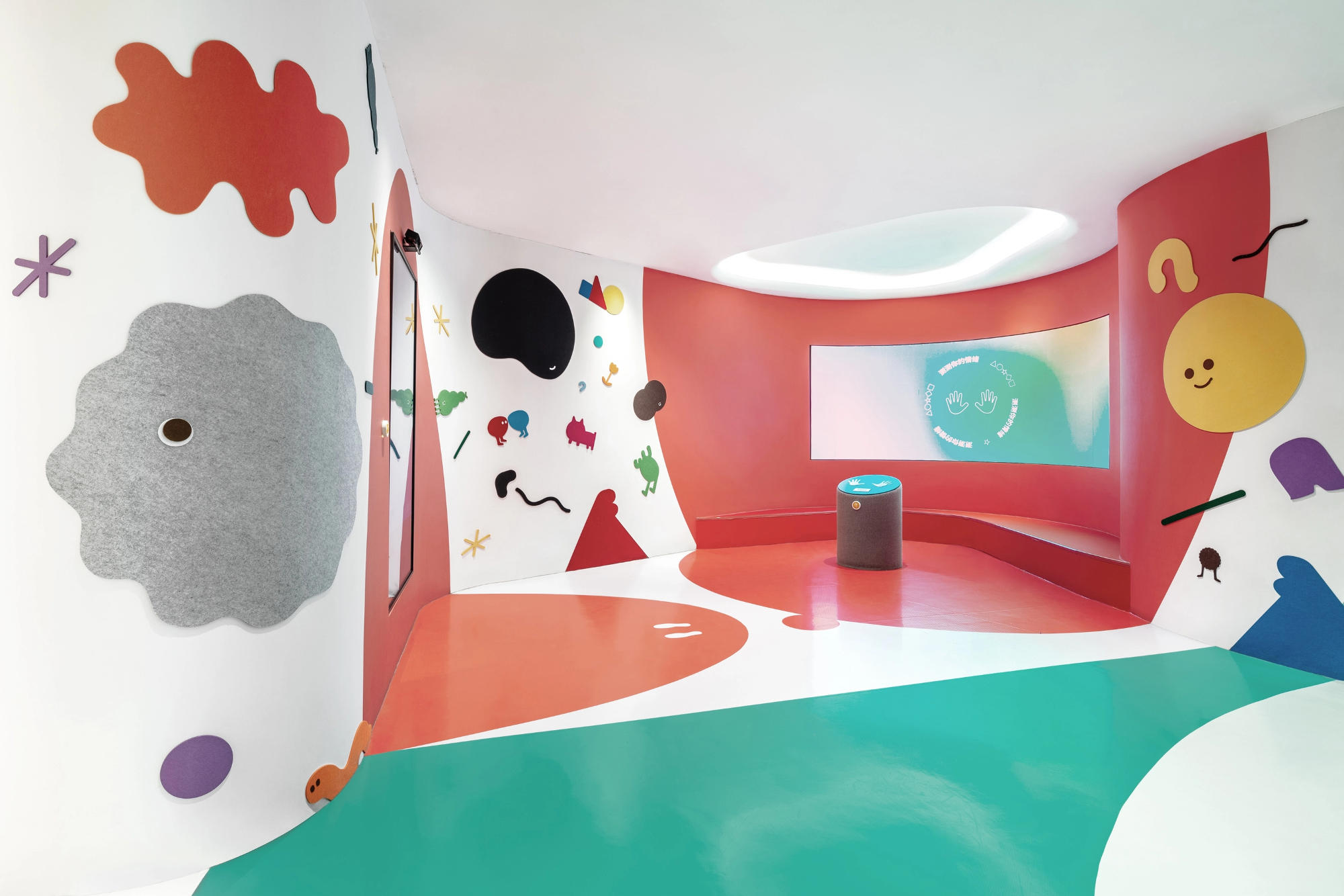 北京城市图书馆少年儿童馆 场馆交互设计 / 某集体ART+TECH