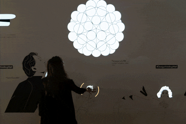 为 Design Holding 打造的趣味互动墙，米兰设计周国际家具展 / Dotdotdot