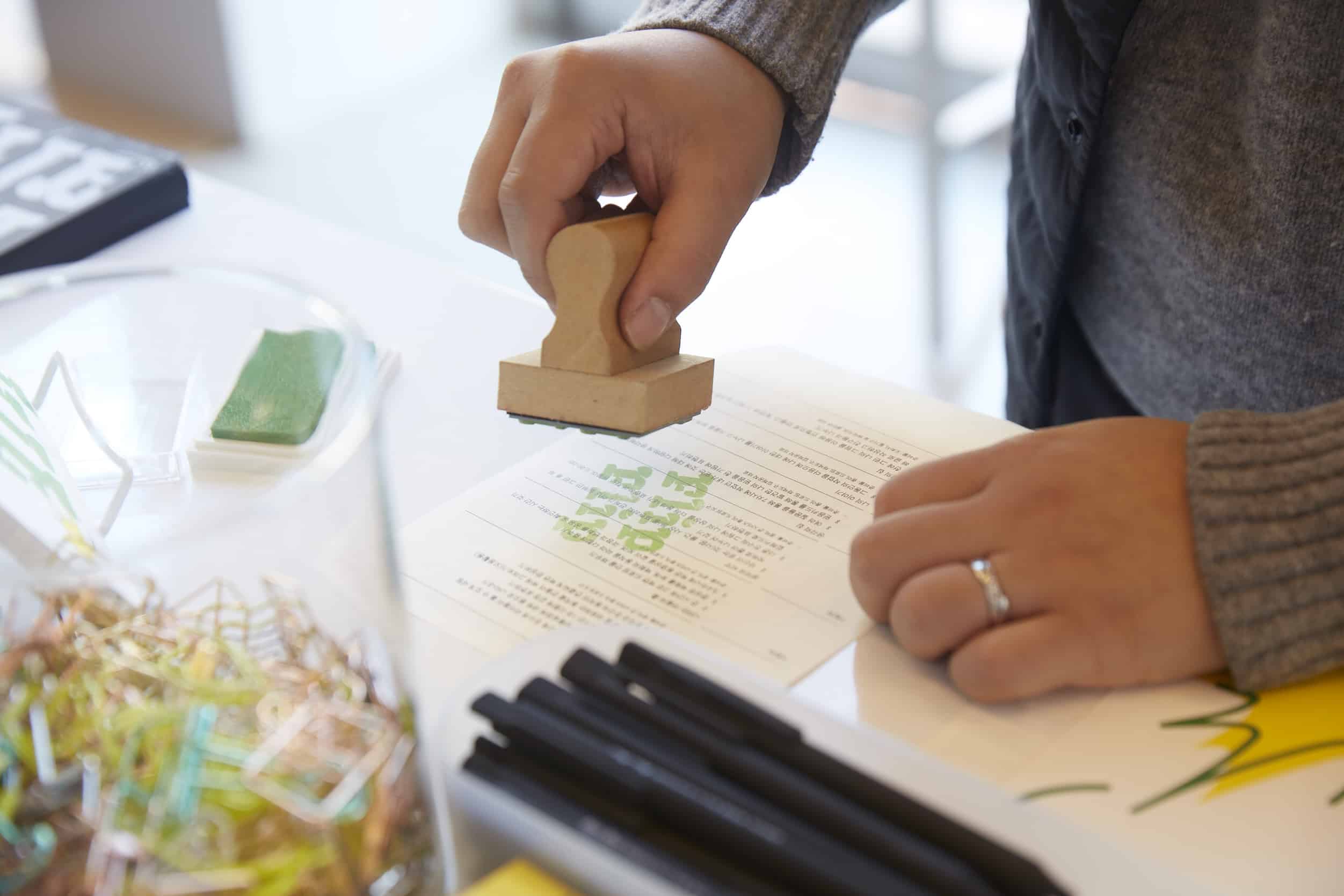 翻转视角：如何为 787 位孩子的“奇思妙想”建立视觉逻辑？ / Rebel9