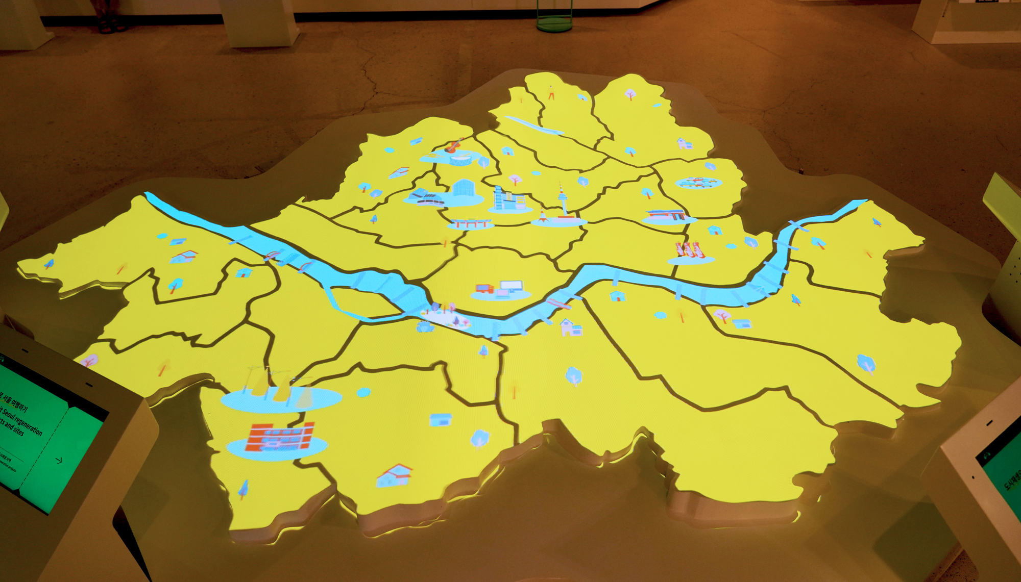 万千风景，万千首尔 - 首尔城市更新故事馆设计项目 / Rebel9