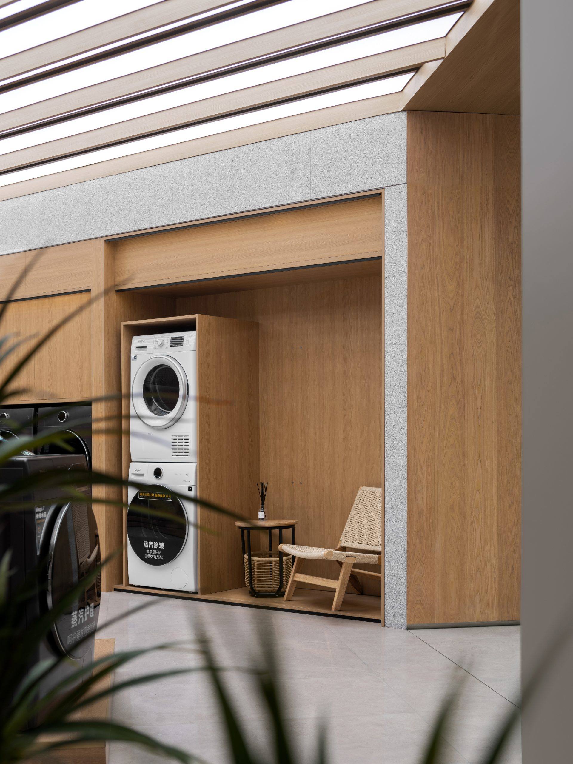 悦享生活：惠而浦南京旗舰展厅的极简美学与场景化设计 / MOC DESIGN