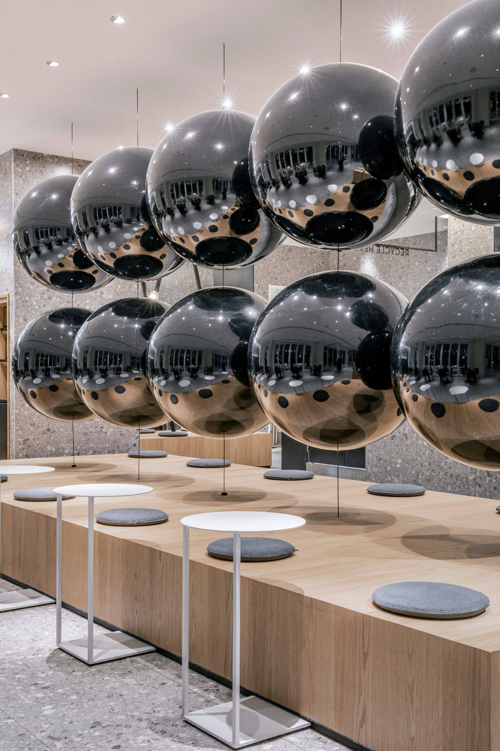 Heytea Daydreamer Store Beijing 751 / MOC DESIGN