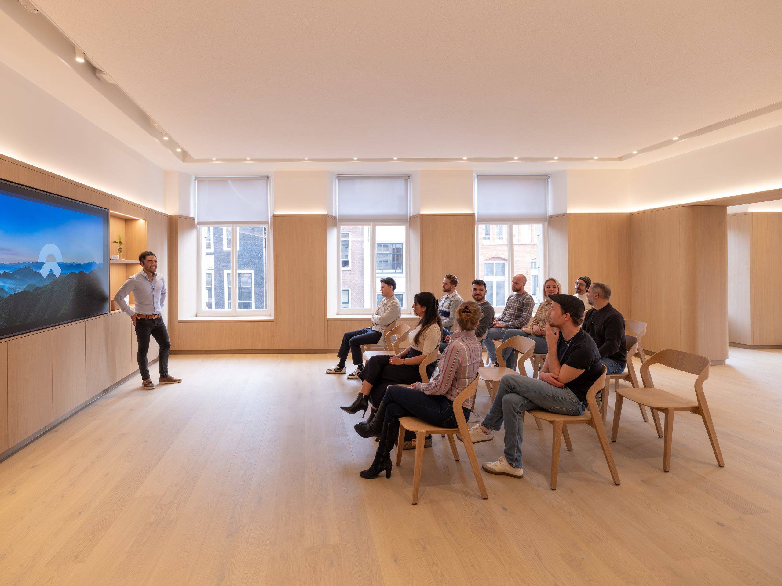 NIO House 阿姆斯特丹蔚来中心 / MVRDV