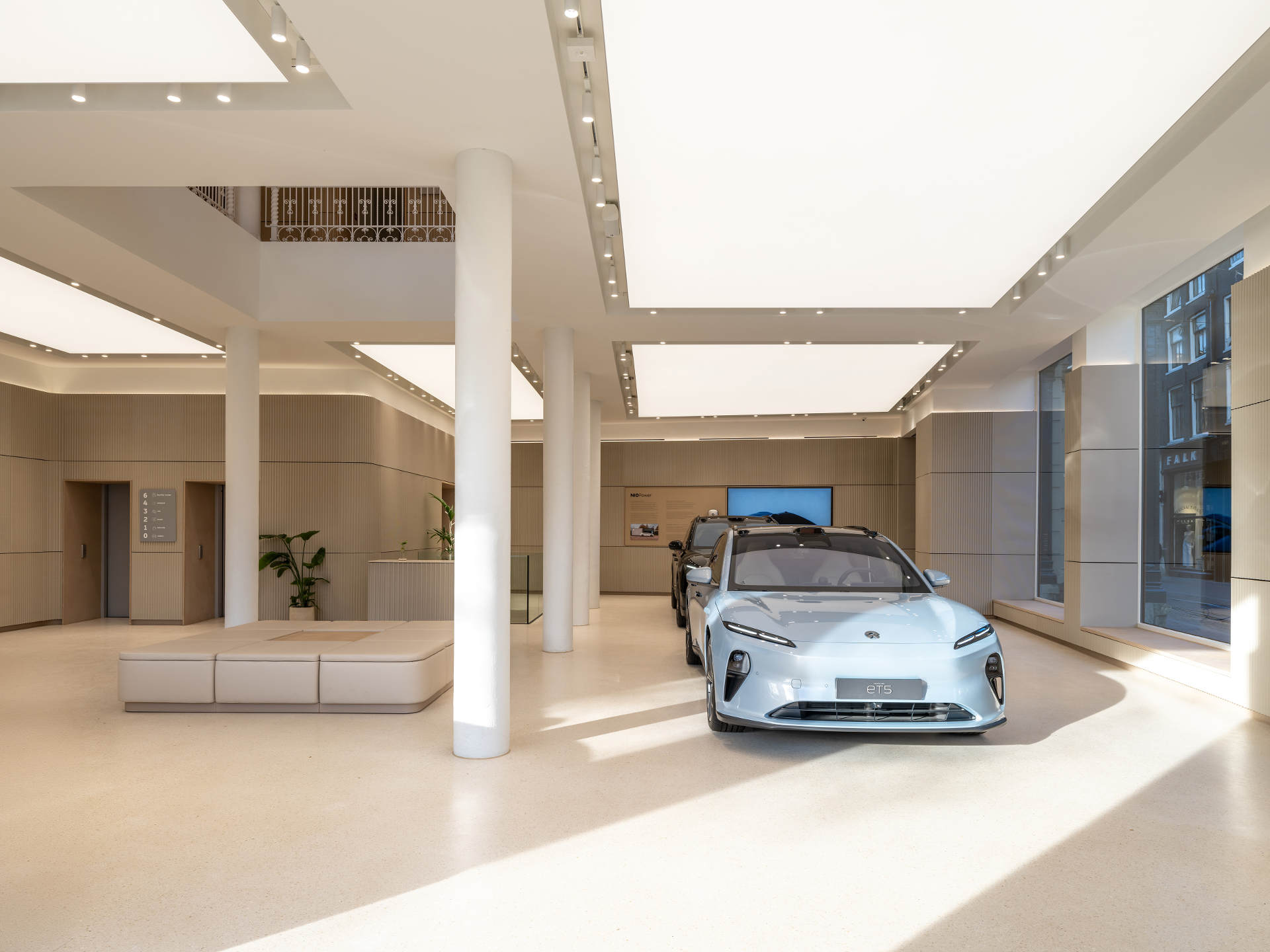 NIO House 阿姆斯特丹蔚来中心 / MVRDV