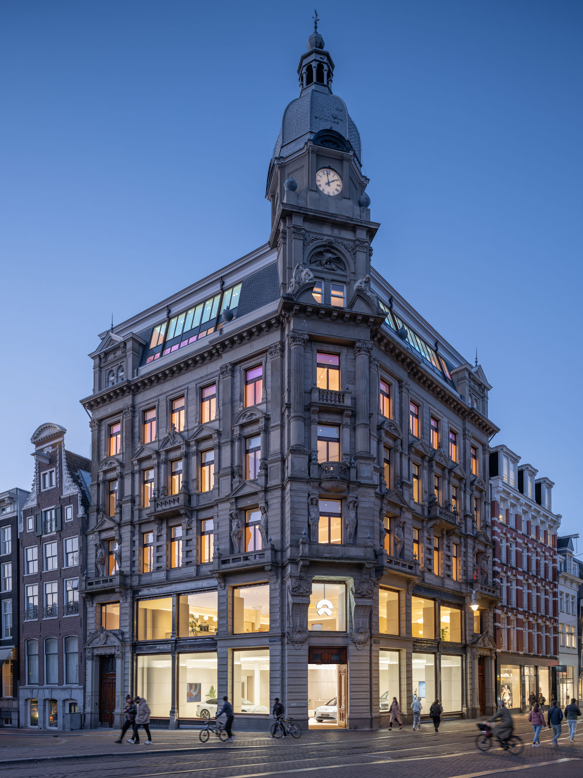 NIO House 阿姆斯特丹蔚来中心 / MVRDV