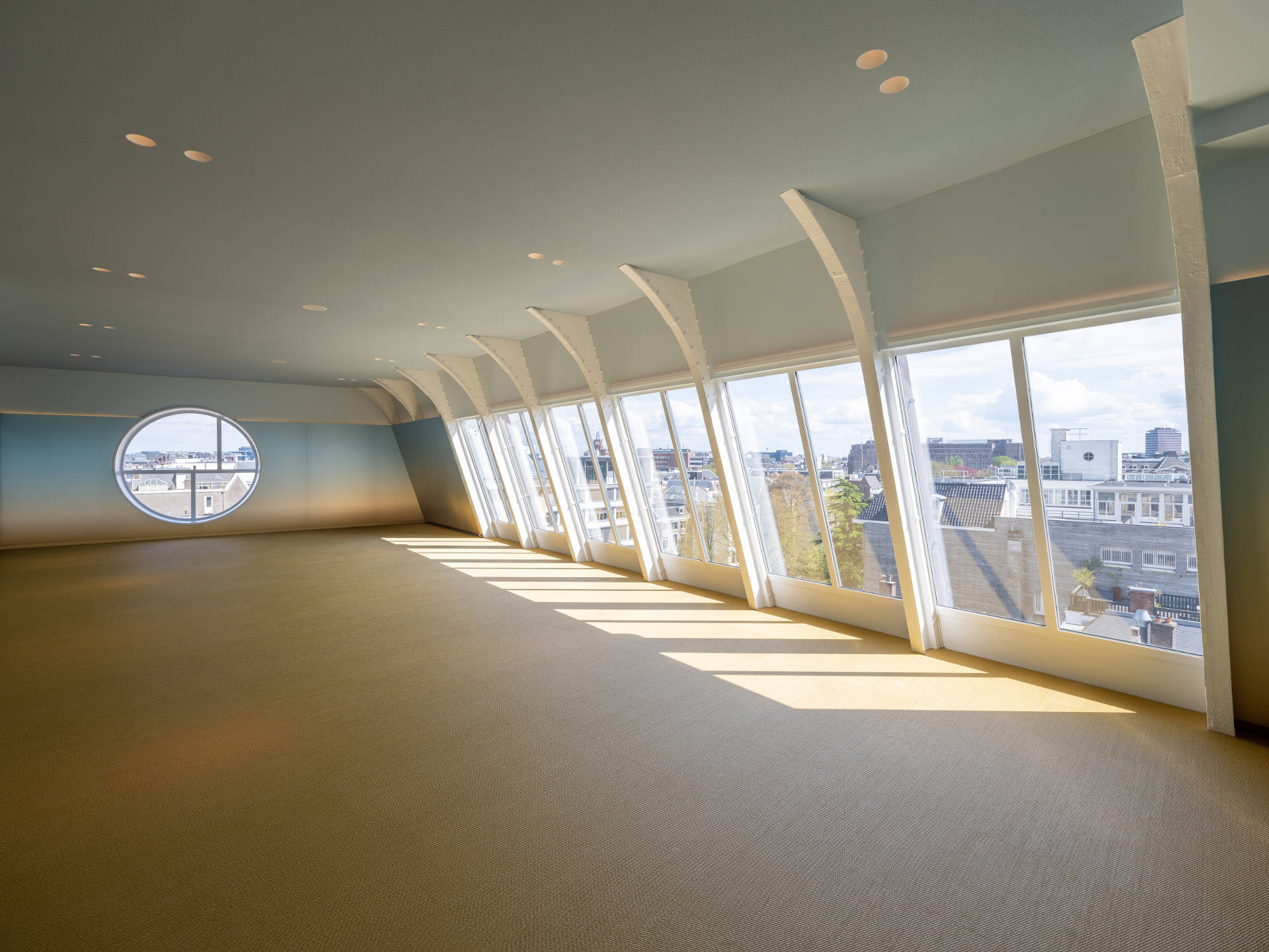 NIO House 阿姆斯特丹蔚来中心 / MVRDV