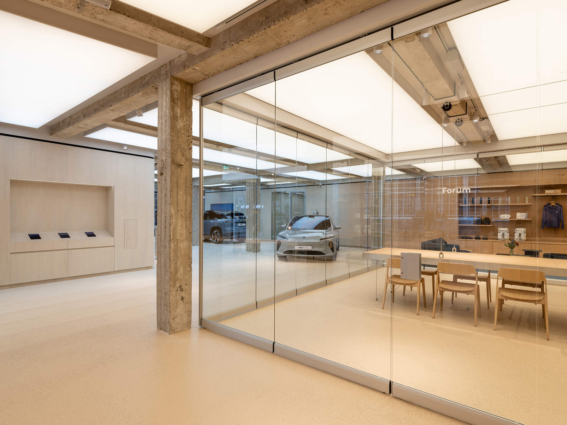 鹿特丹蔚来中心 (NIO House Rotterdam) / MVRDV