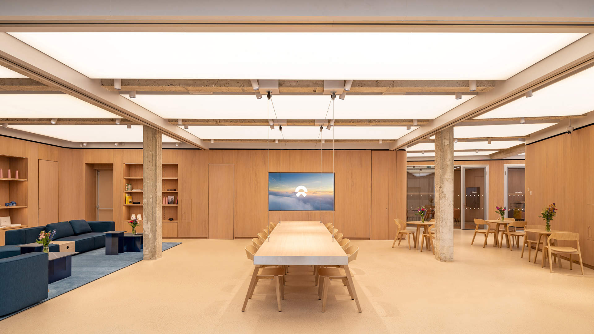 鹿特丹蔚来中心 (NIO House Rotterdam) / MVRDV