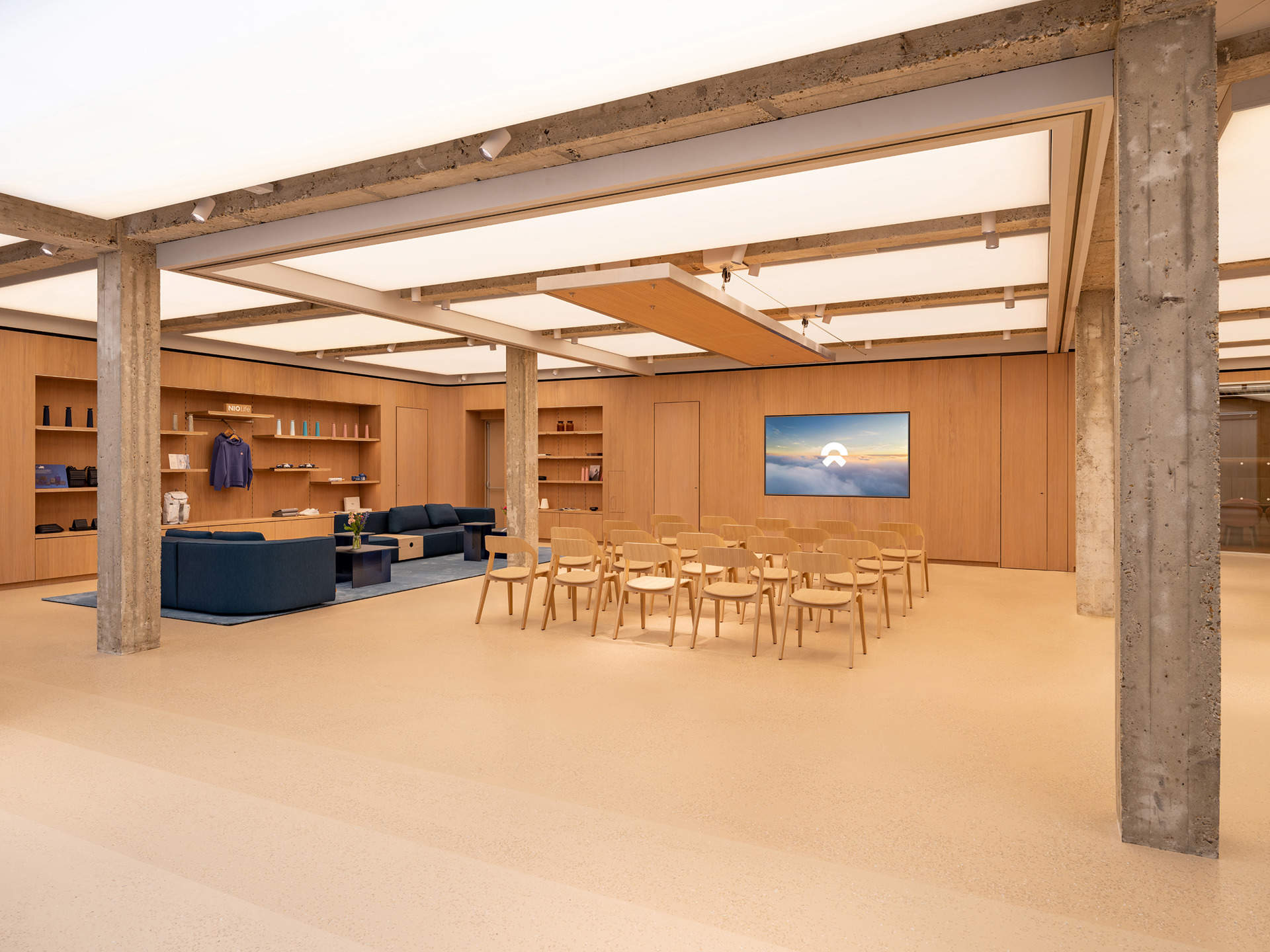 鹿特丹蔚来中心 (NIO House Rotterdam) / MVRDV