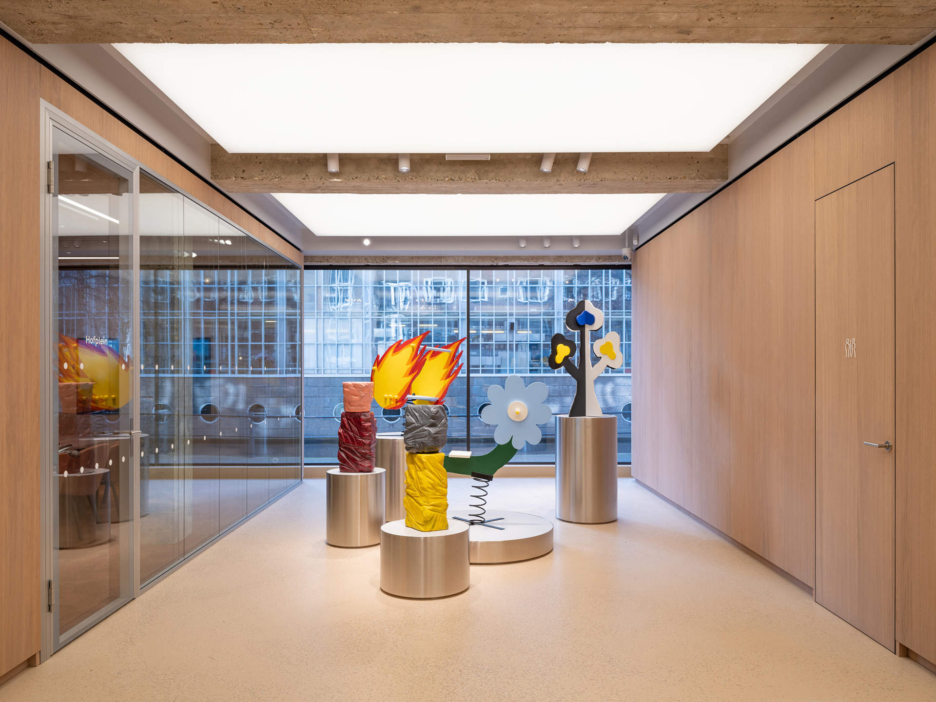 鹿特丹蔚来中心 (NIO House Rotterdam) / MVRDV