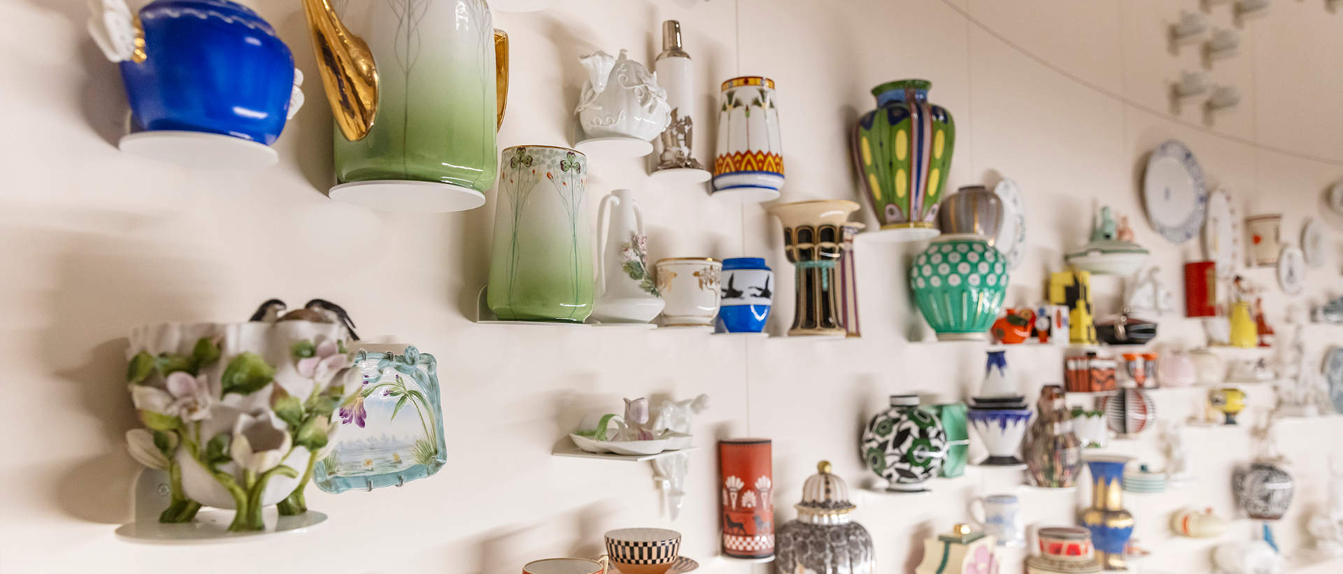 迈向永恒：Vista Alegre 200周年阿茹达宫纪念展，葡萄牙 / P06 studio