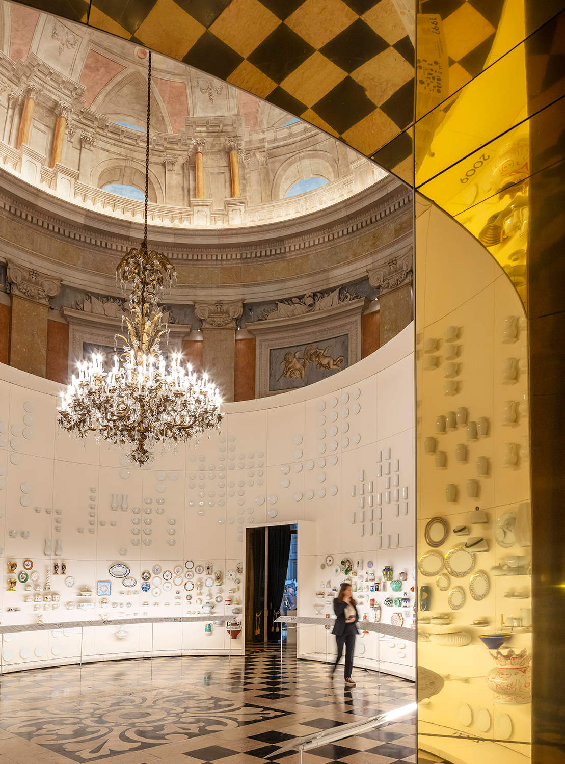 迈向永恒：Vista Alegre 200周年阿茹达宫纪念展，葡萄牙 / P06 studio